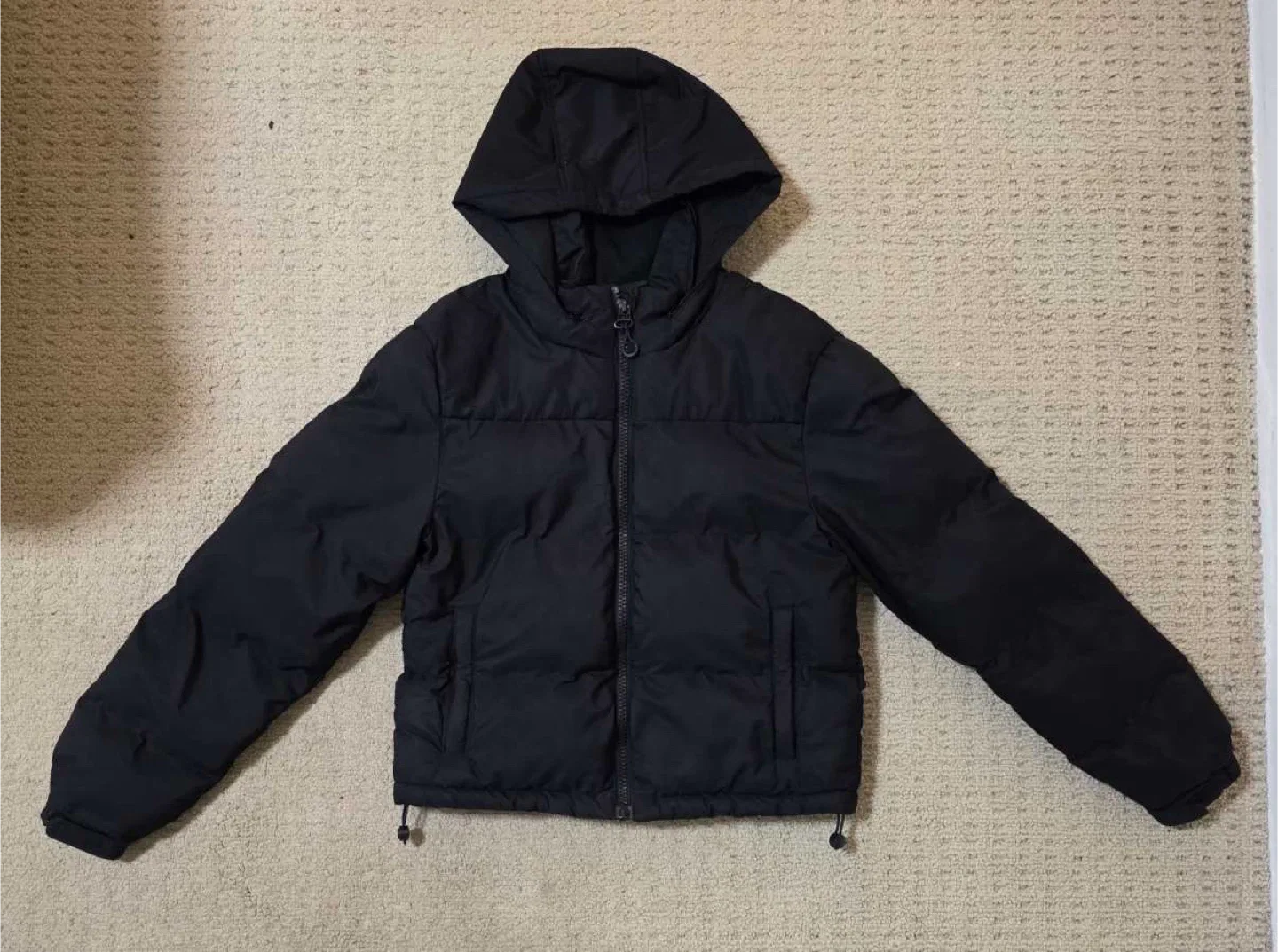 Black Cropped Puffer Jacket - size XS