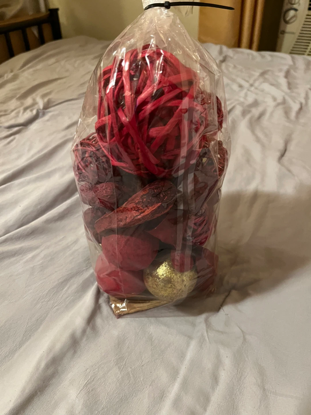Red Potpourri Balls & Gold Bowl - photo 3