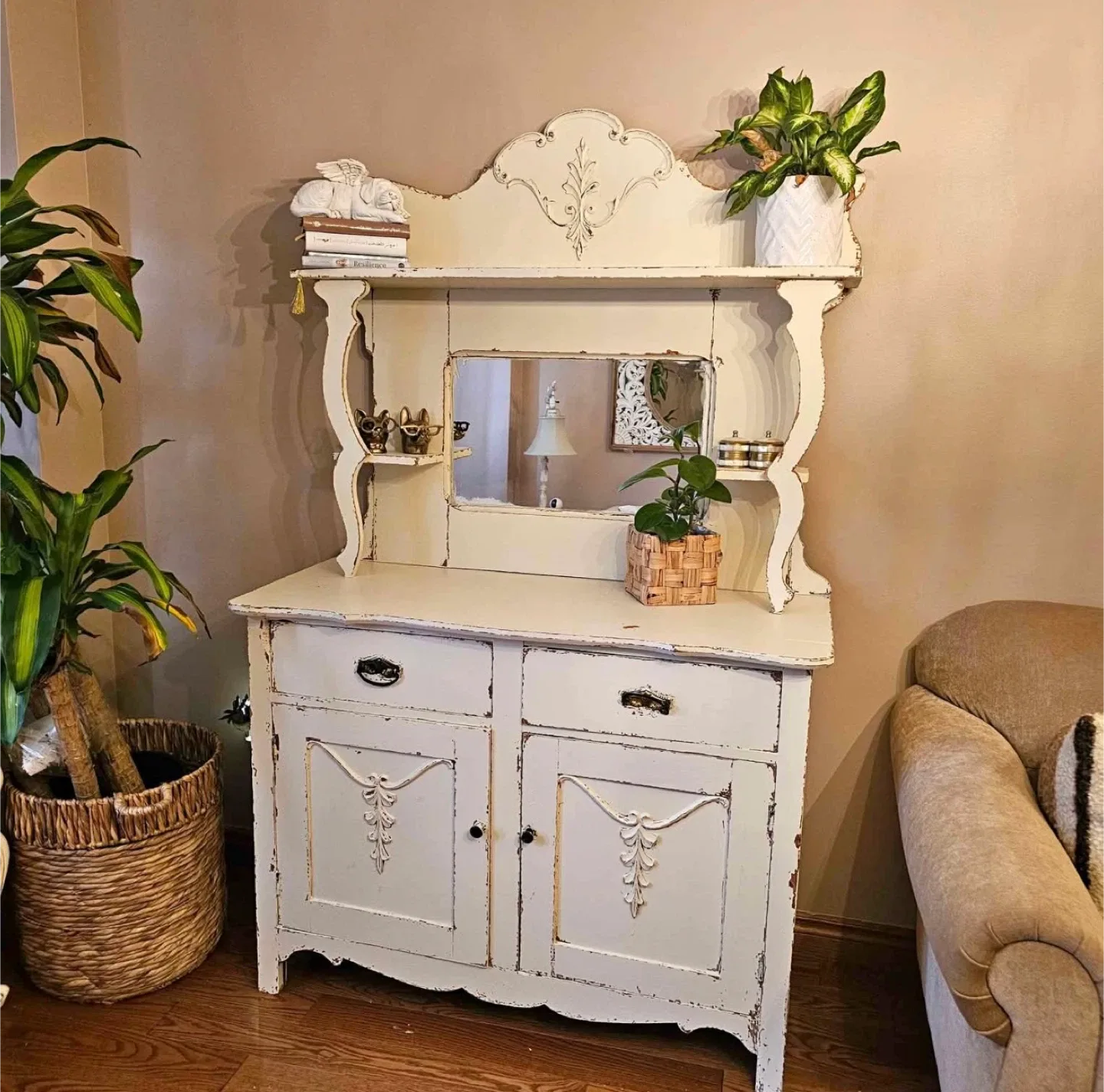 Vintage Style White Buffet Hutch