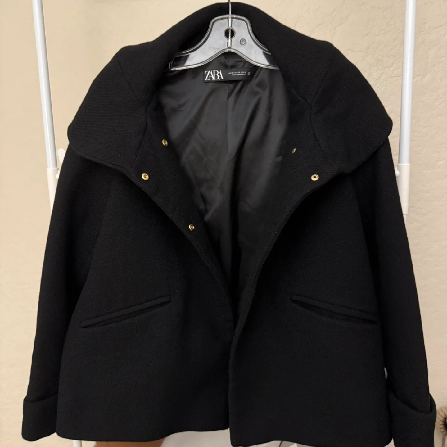 #Cleanout Zara Black Wool Blend Coat image indicator(4)