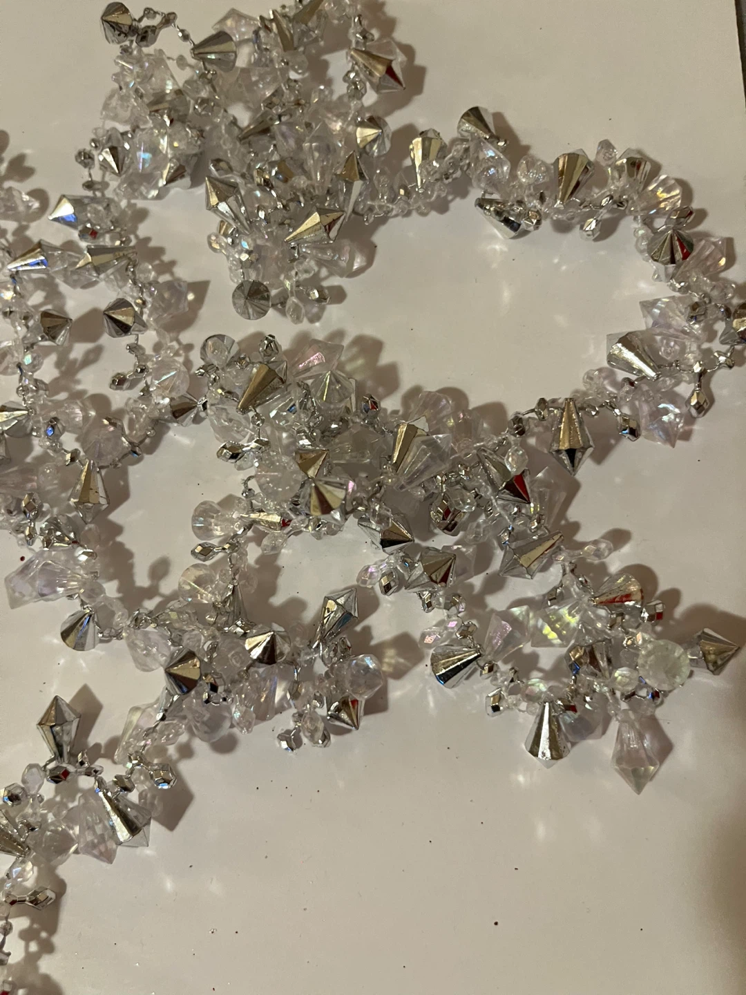 Kurt Adler Iridescent and Silver Beaded Acrylic Garland - 9 Feet - photo 2