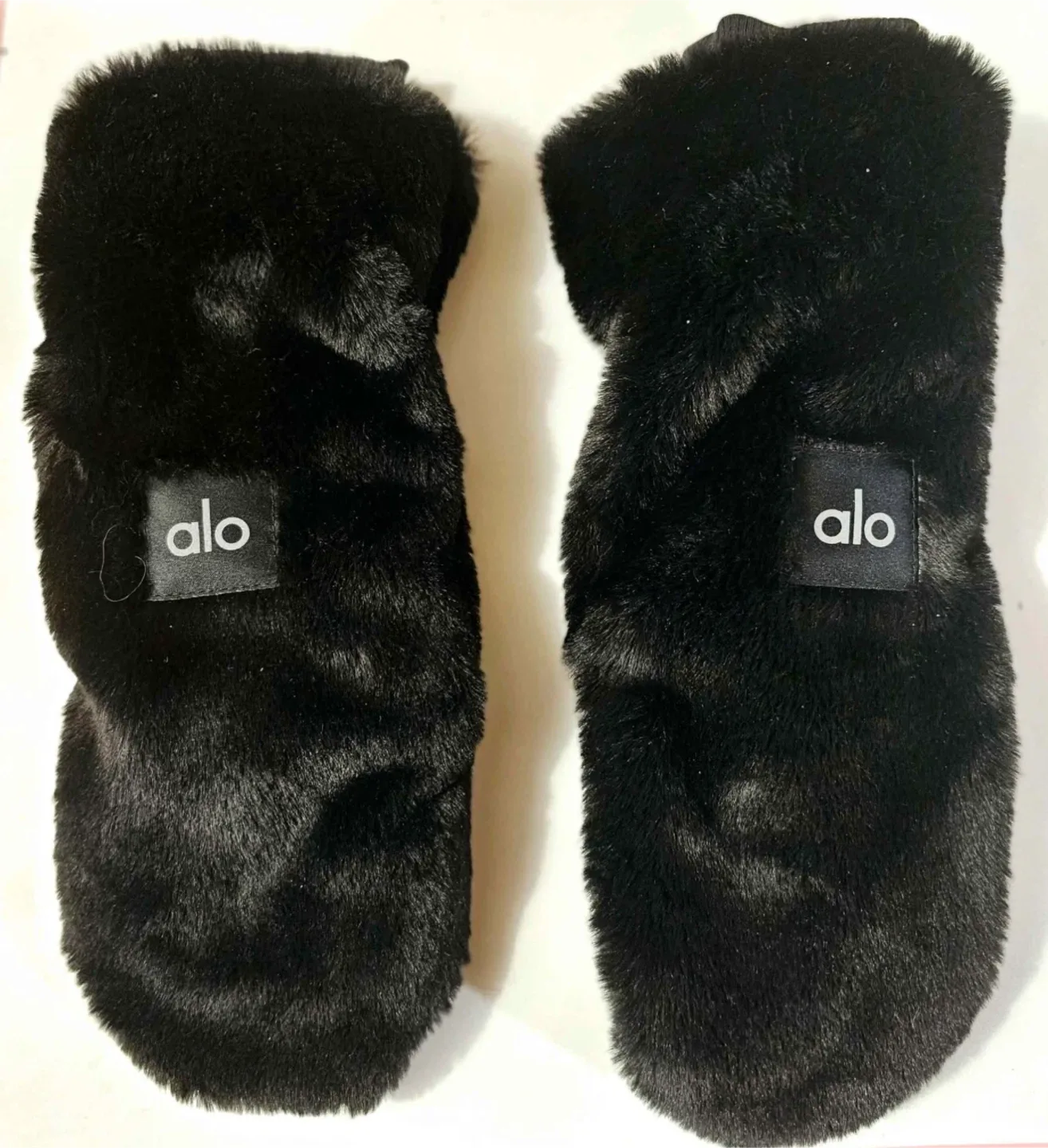 ALO Faux Fur Mittens - Black image indicator(2)