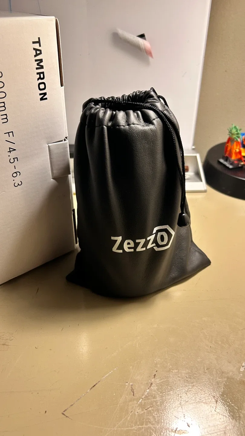 Tamron 70-300mm(OFFERS WELCOMED) image indicator(5)