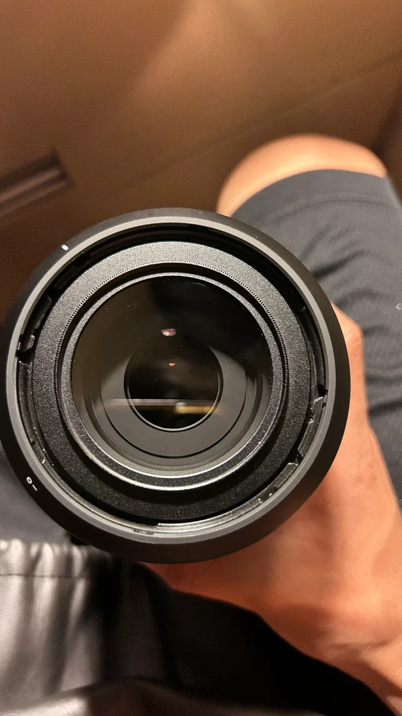 Tamron 70-300mm(OFFERS WELCOMED) image indicator(3)