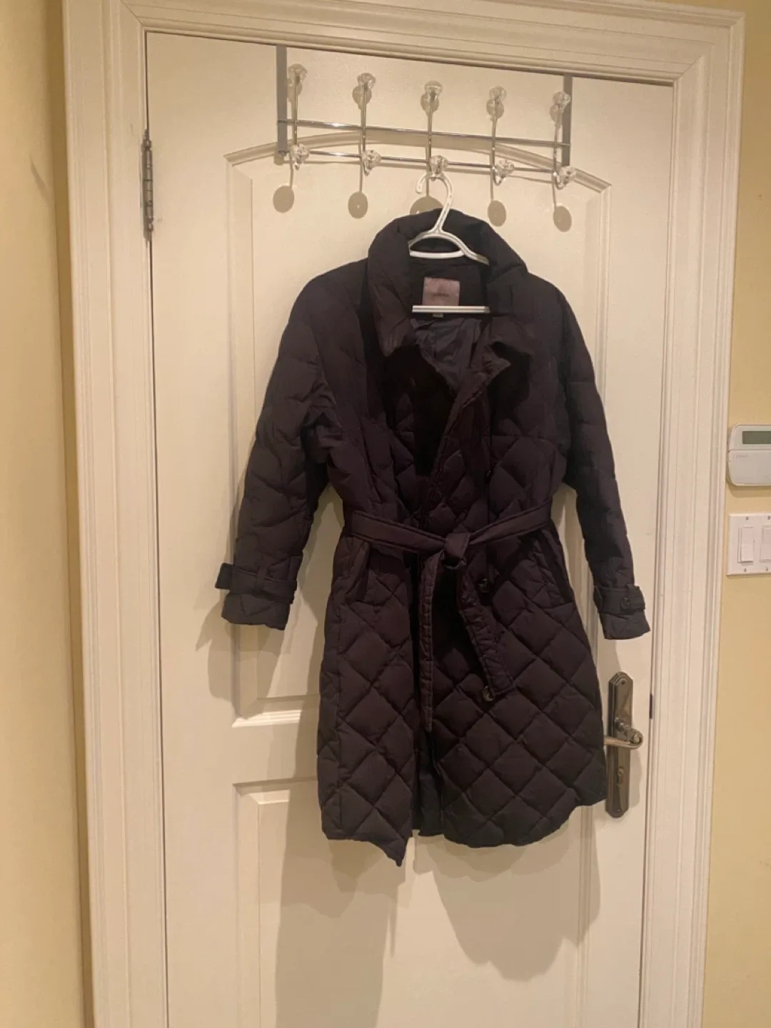 Black Quilted Belted Puffer Coat image indicator(2)