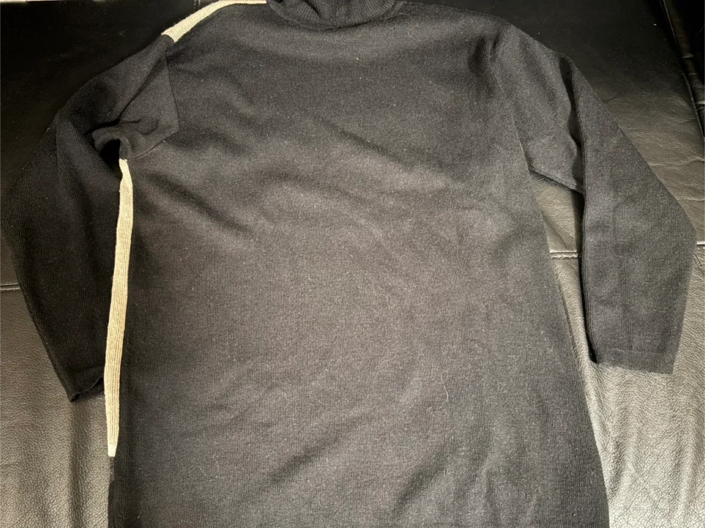 Jeanne Pierre Collection Sweater - Size M #Cleanout image indicator(2)