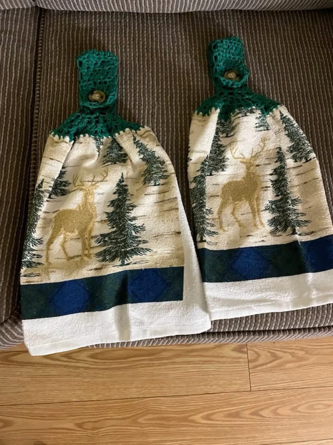 Handmade Hanging Kitchen Towels - Set of 2 image indicator(2)