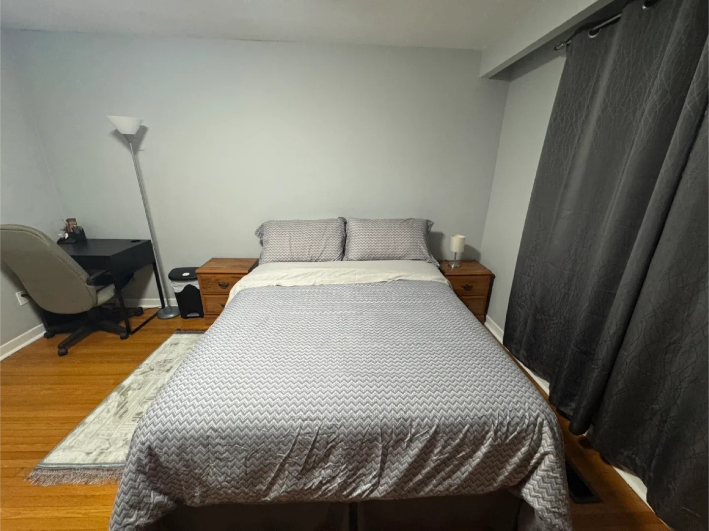 Room for rent image indicator(7)