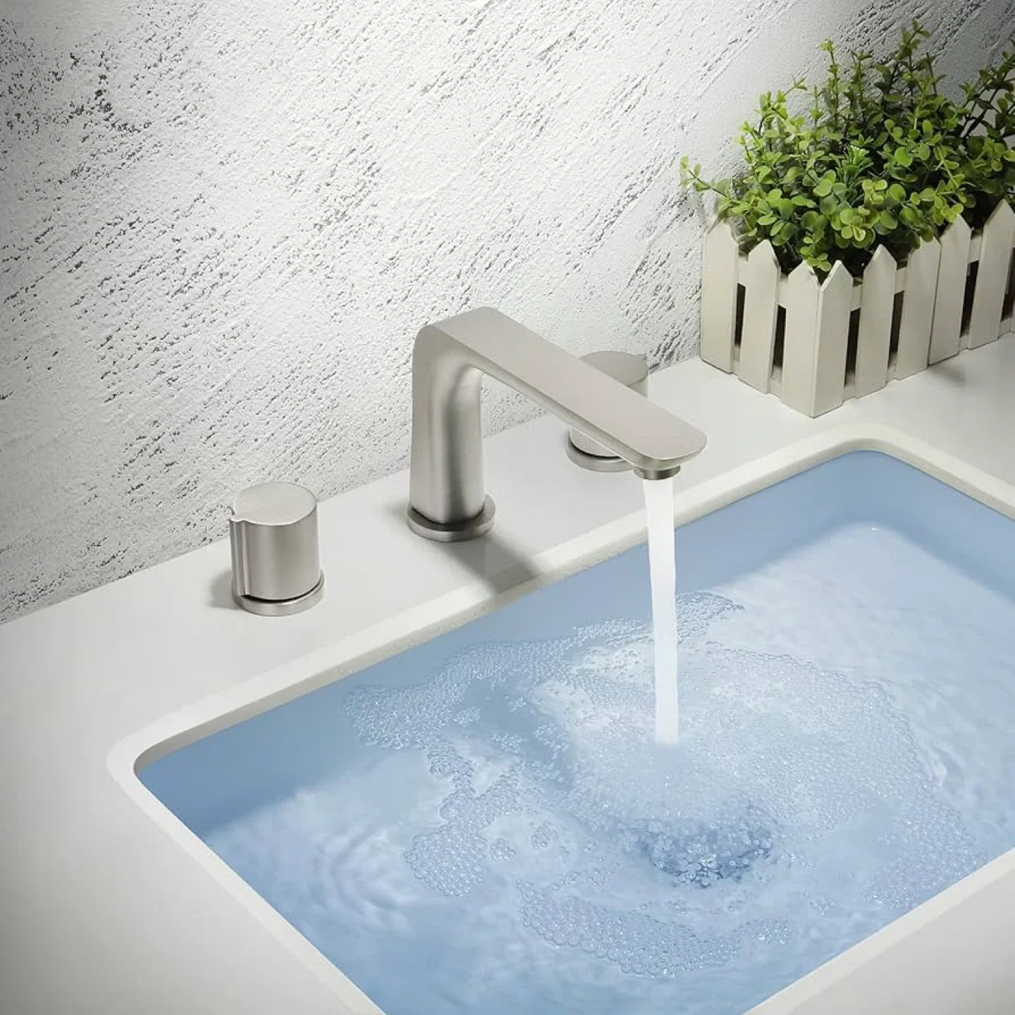 Widespread Bathroom Faucet - Brushed Finish image indicator(3)