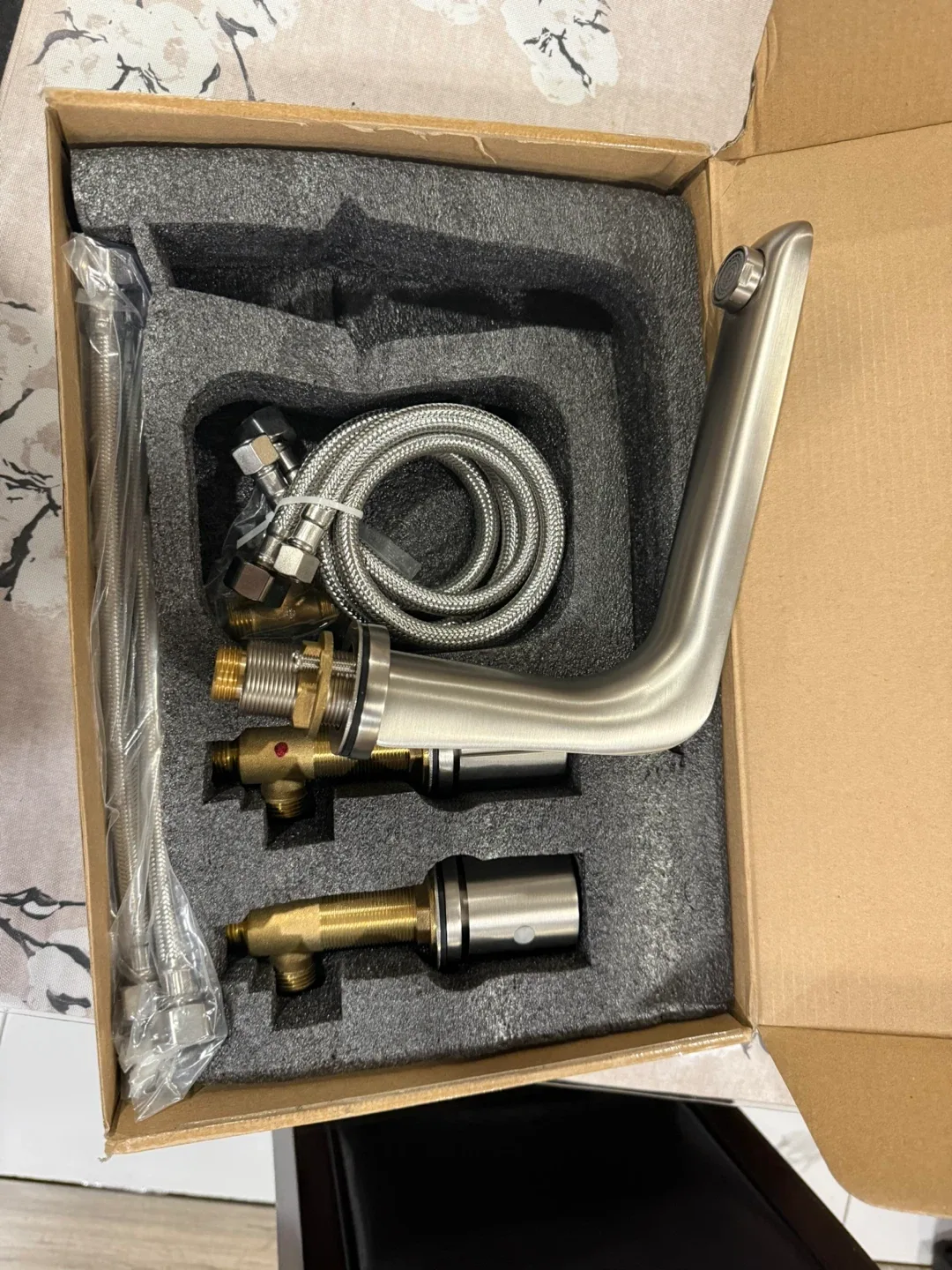 Widespread Bathroom Faucet - Brushed Finish image indicator(8)