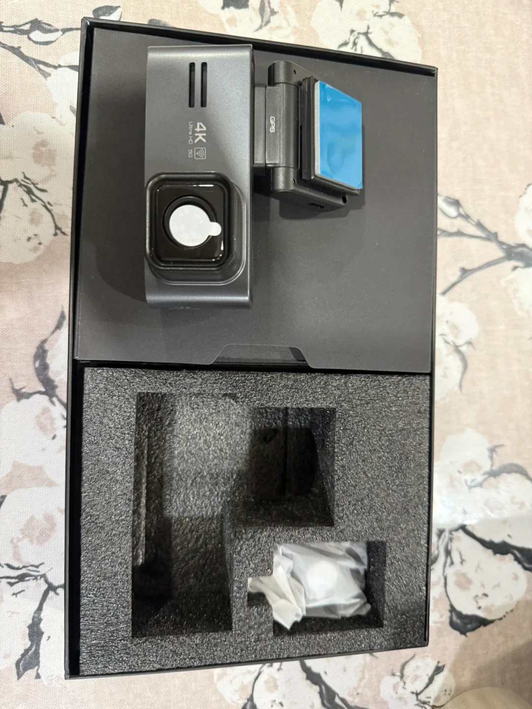 OMBAR 3 Channel 4K Dash Cam - New in Box! image indicator(6)