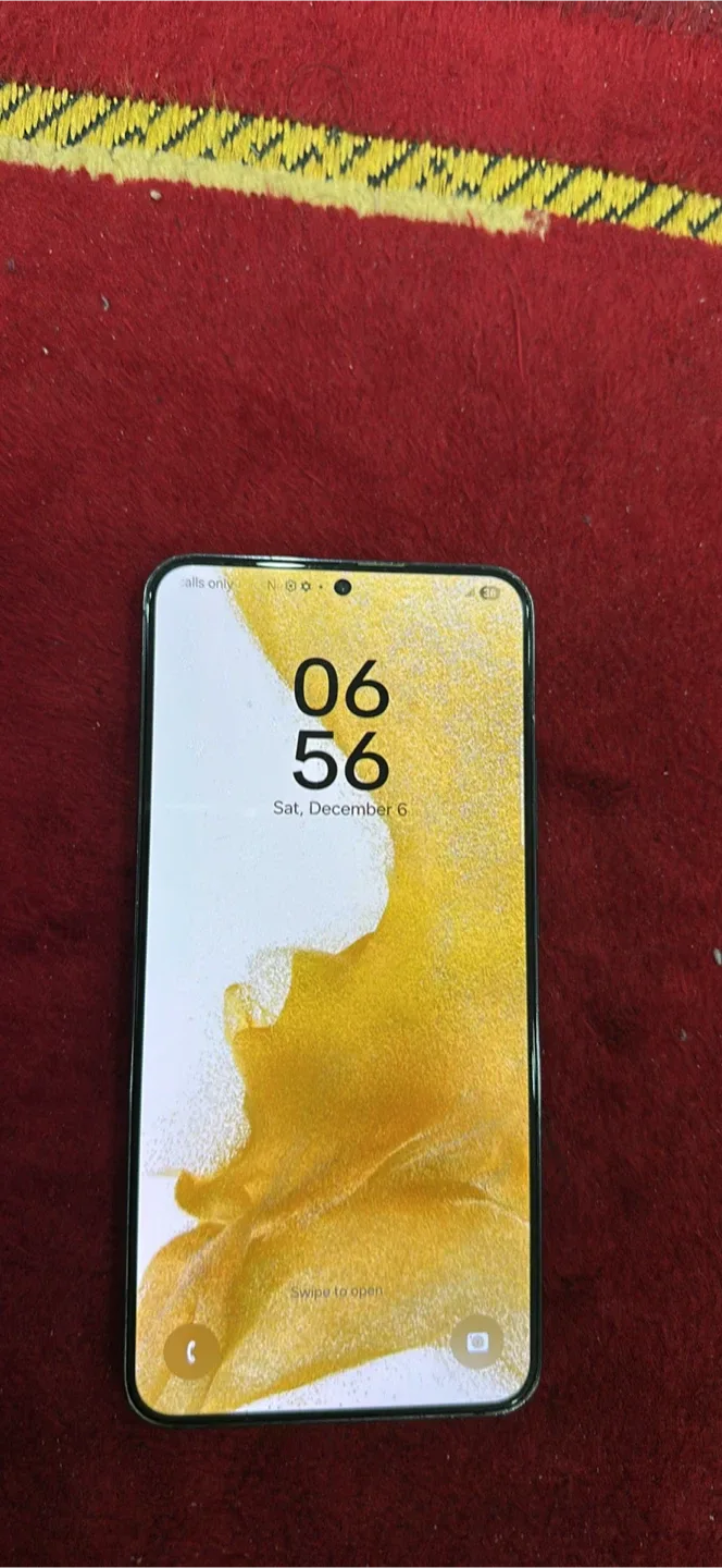 Samsung Galaxy S22 - Black