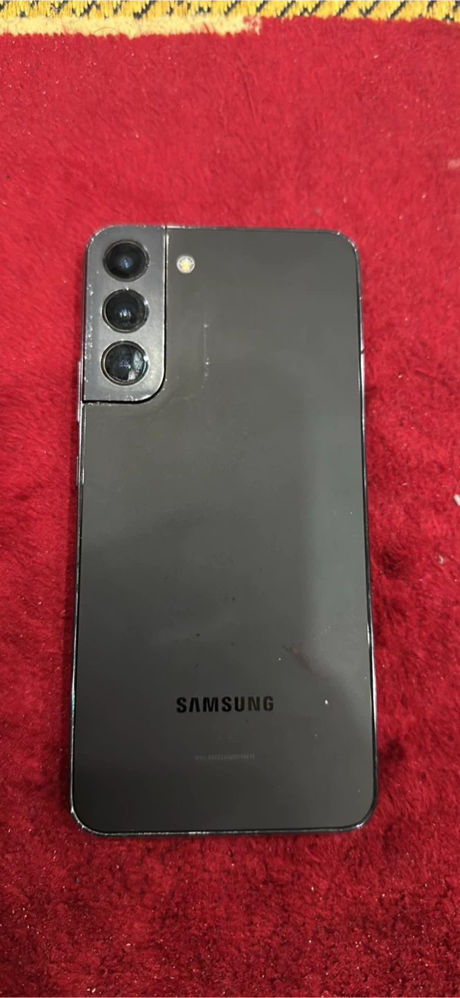 Samsung Galaxy S22 - Black - photo 2
