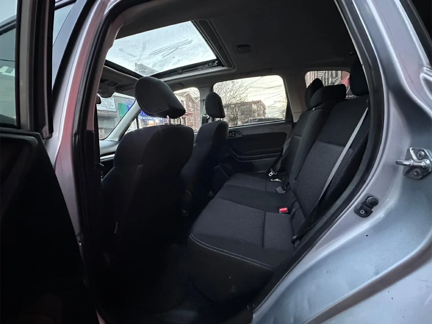 2015 Subaru Forester SUV image indicator(6)