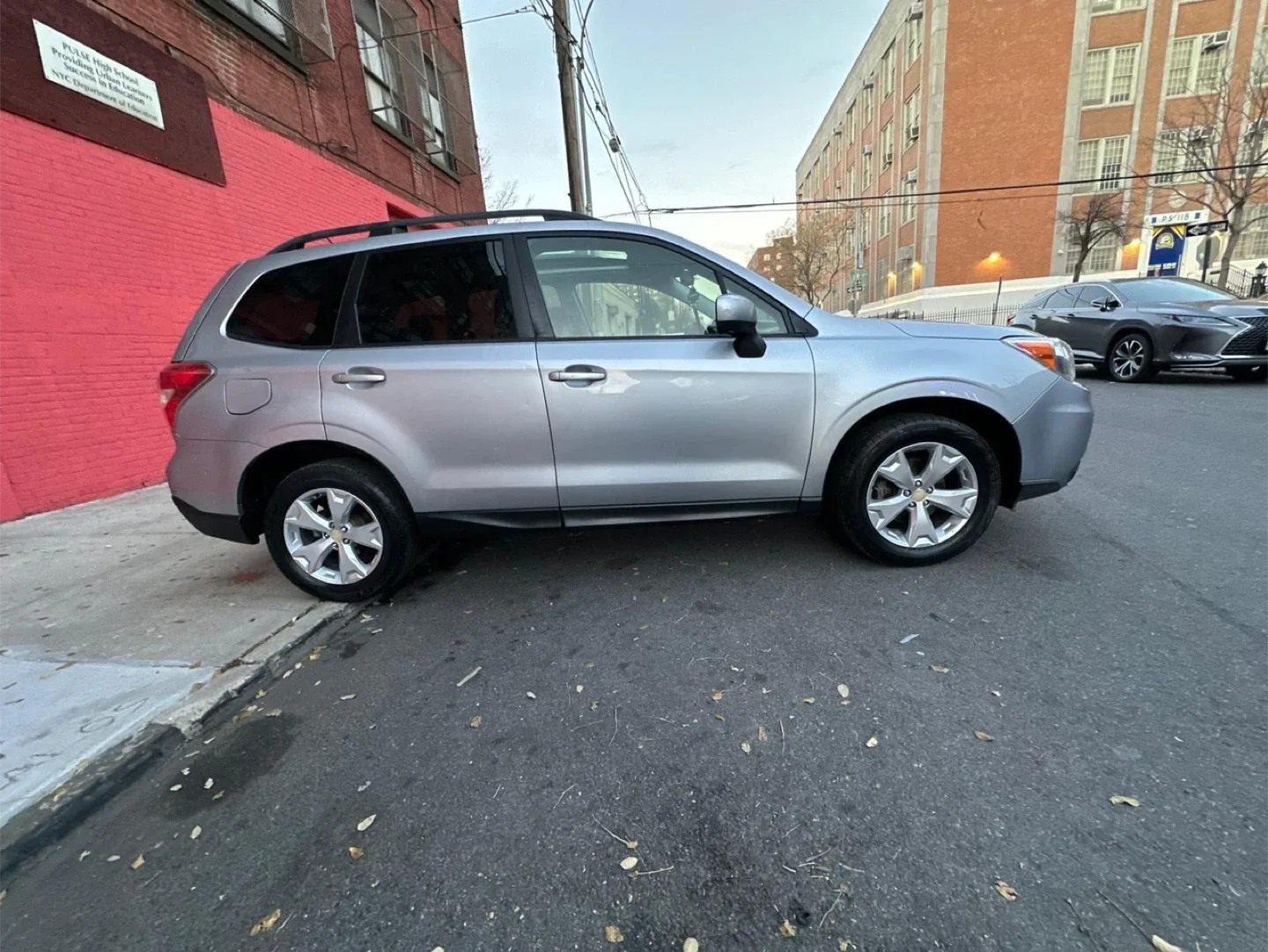 2015 Subaru Forester SUV image indicator(3)