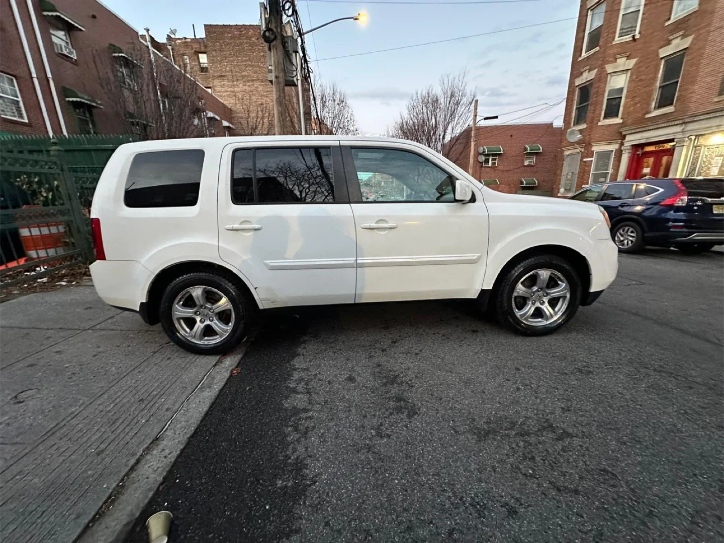 2012 Honda Pilot SUV - White image indicator(3)