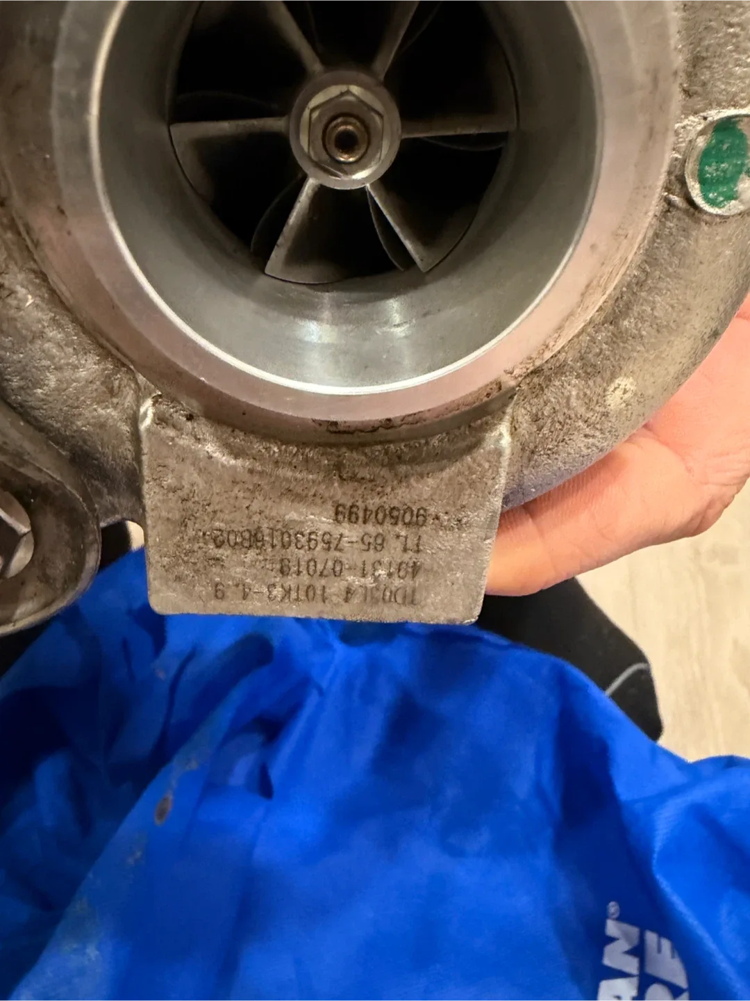 Turbocharger 09 bmw 335xi image indicator(2)