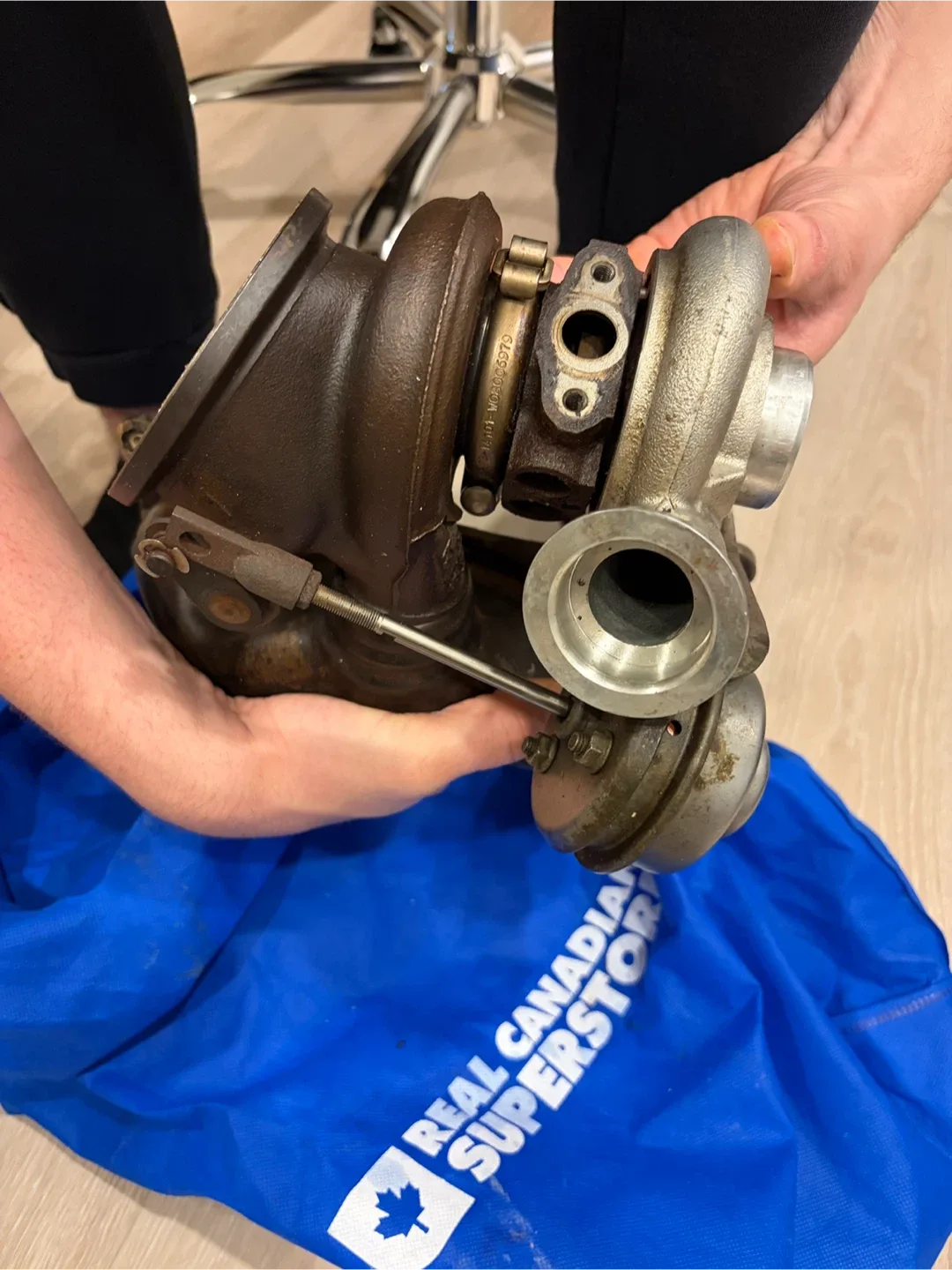 Turbocharger 09 bmw 335xi image indicator(4)