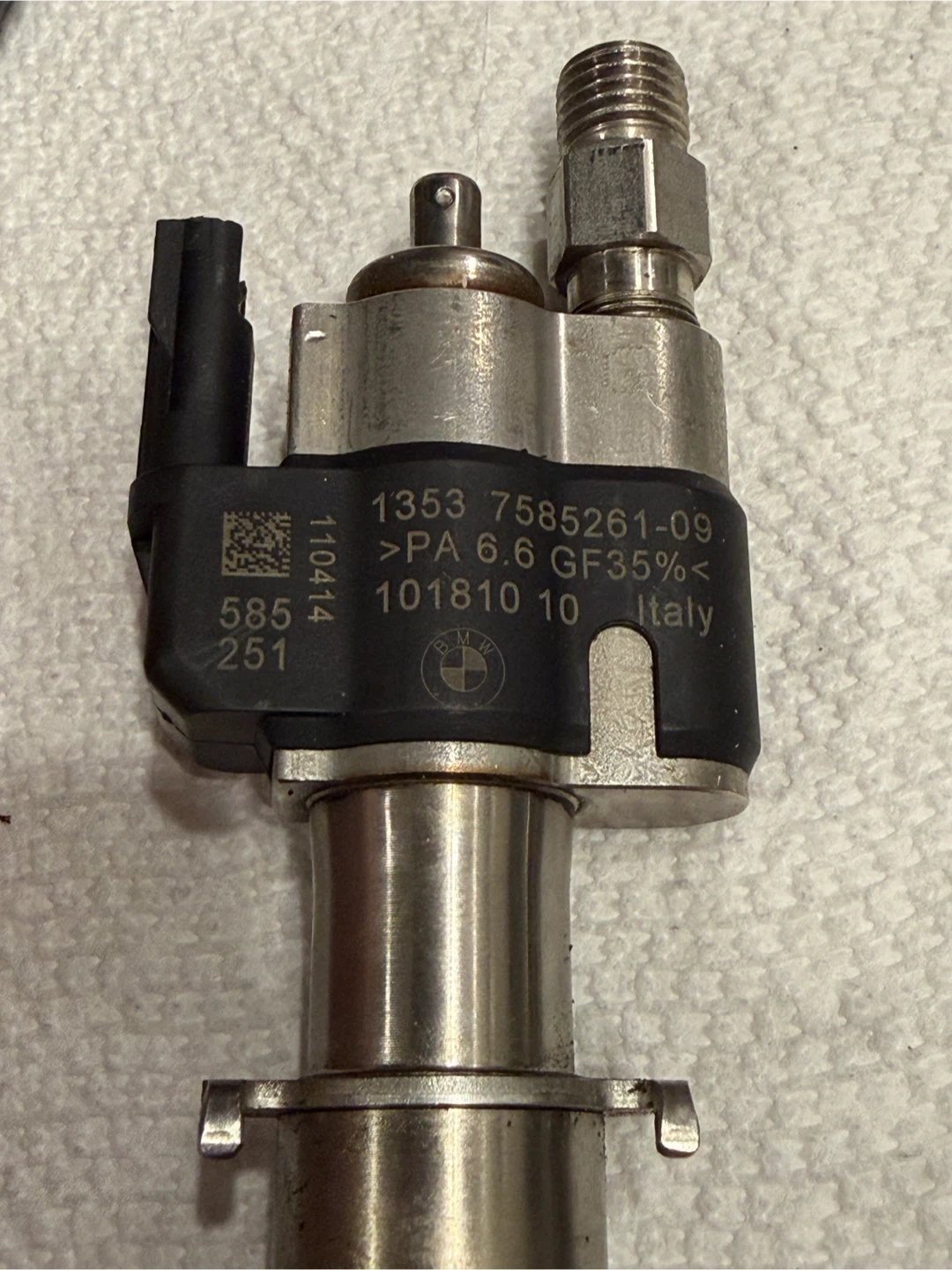 BMW Fuel Injectors - Set of 6 - photo 4