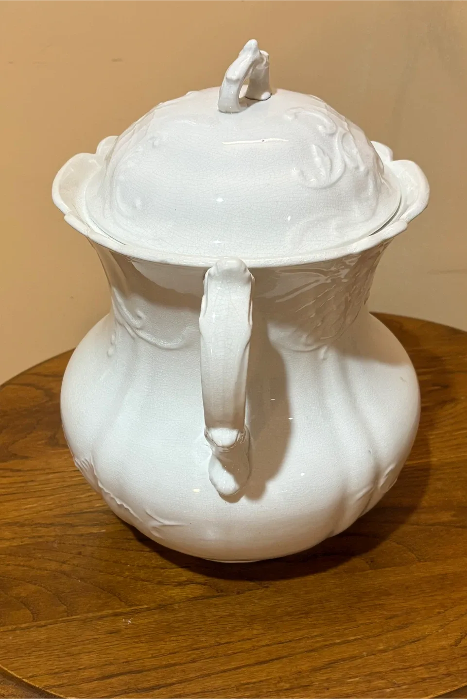 Antique Dresden White Porcelain Lidded Pitcher image indicator(2)