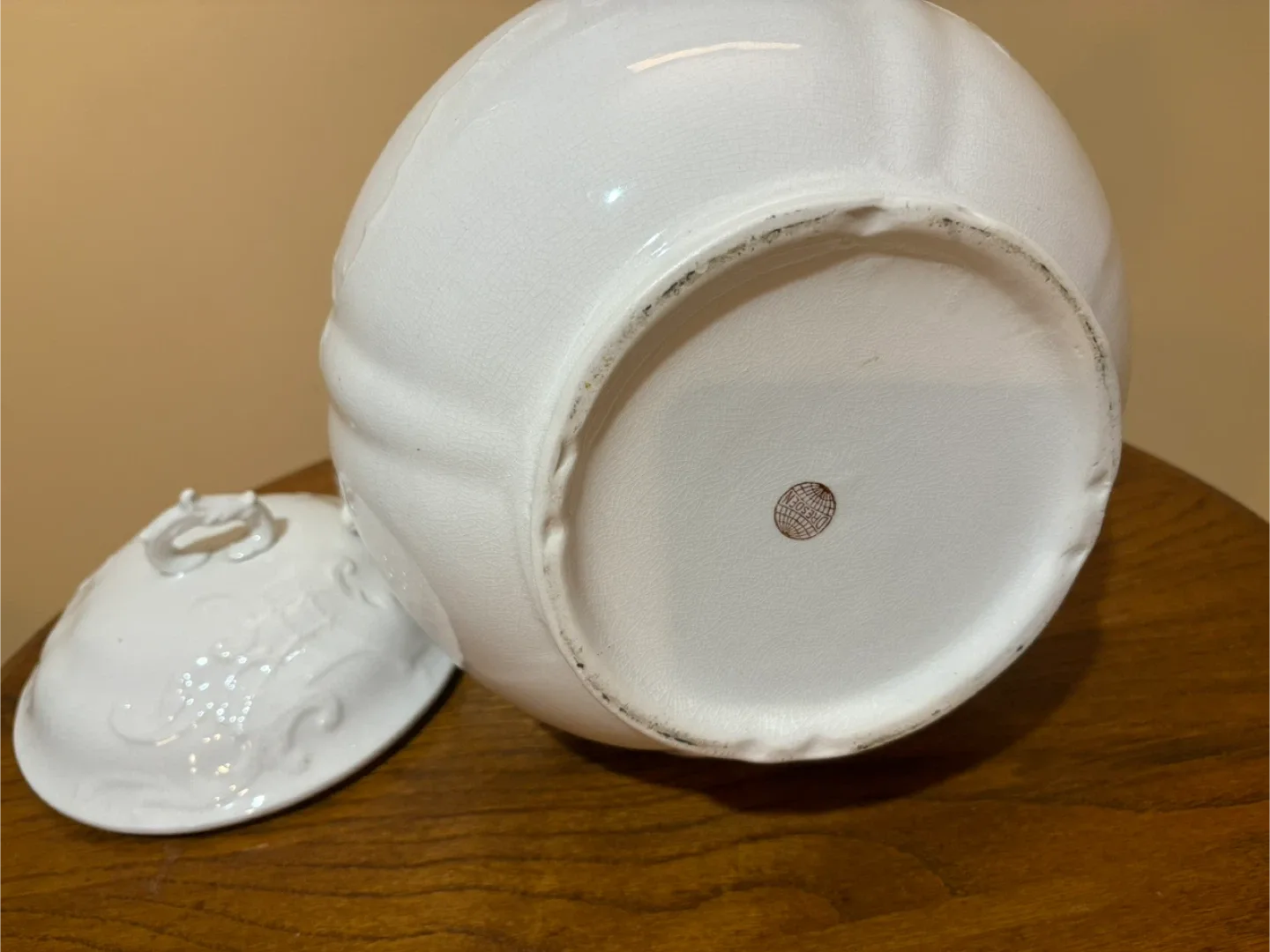 Antique Dresden White Porcelain Lidded Pitcher image indicator(10)