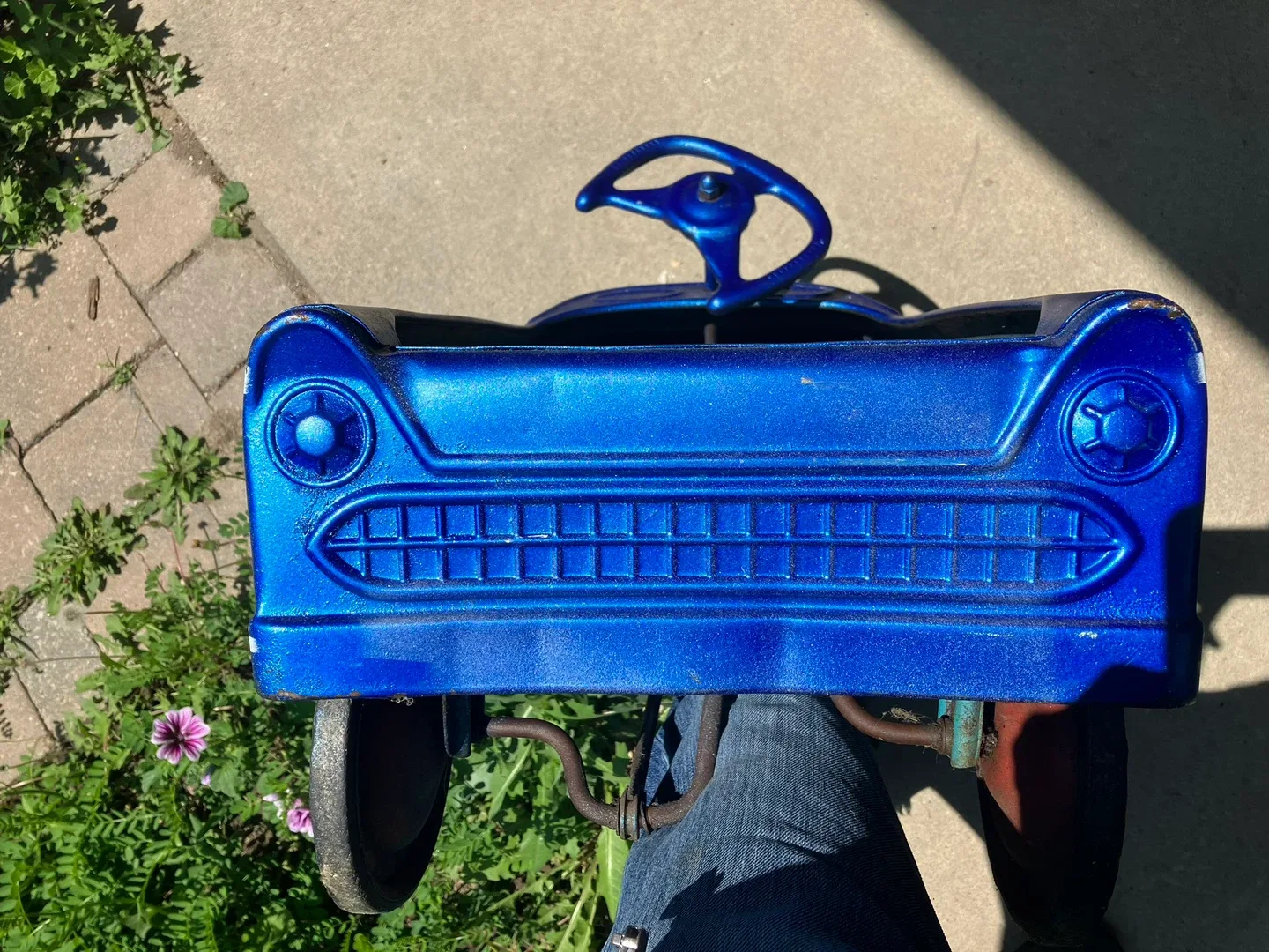 Vintage 1960’s Pedal Car for children. image indicator(4)