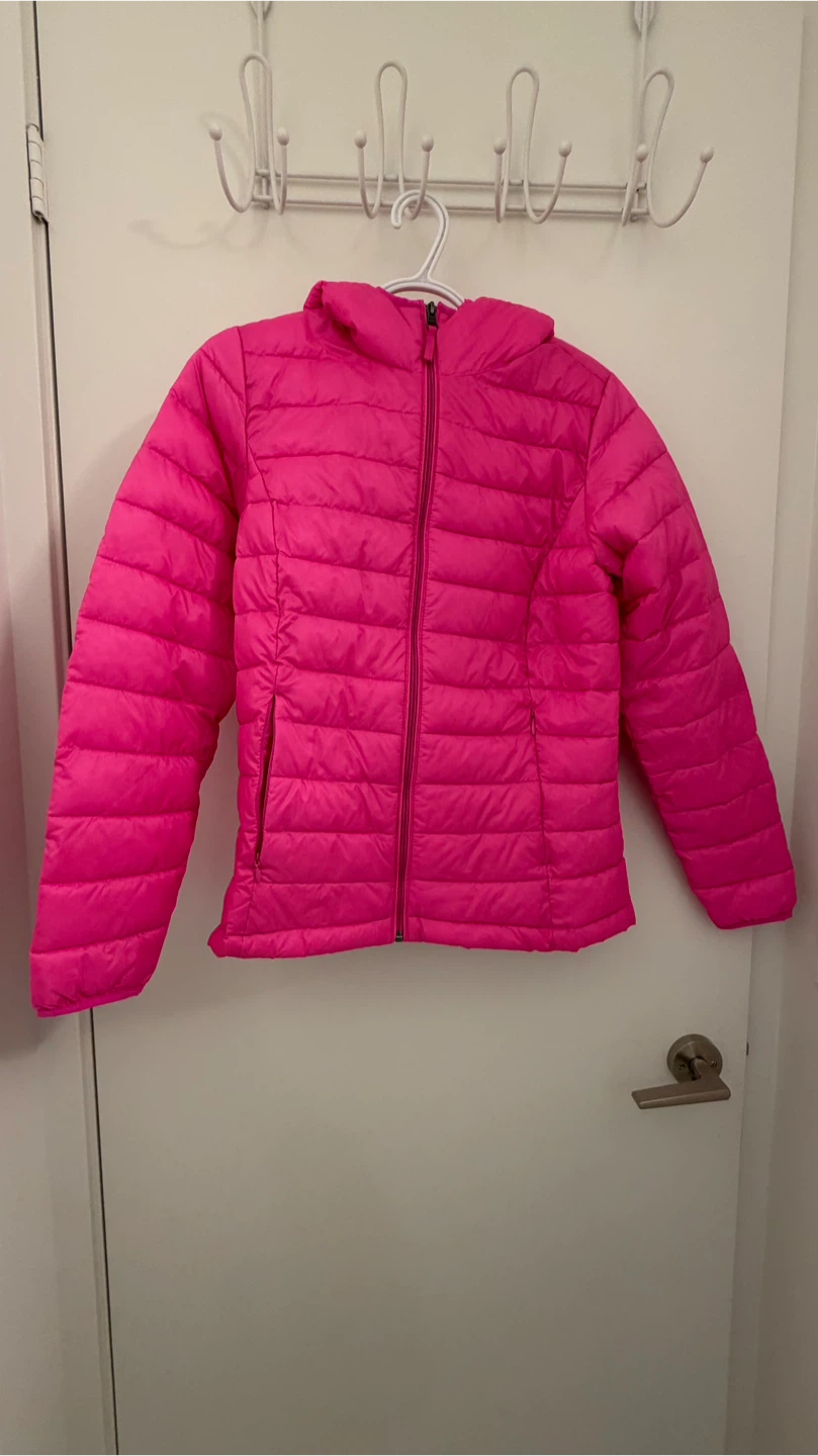 Amazon Essentials Womens Lightweight Packable Jacket, Small