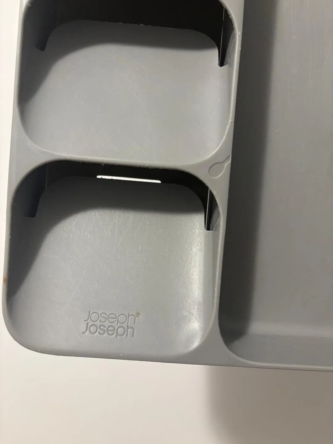 Joseph Joseph Cutlery Drawer Organizer image indicator(2)