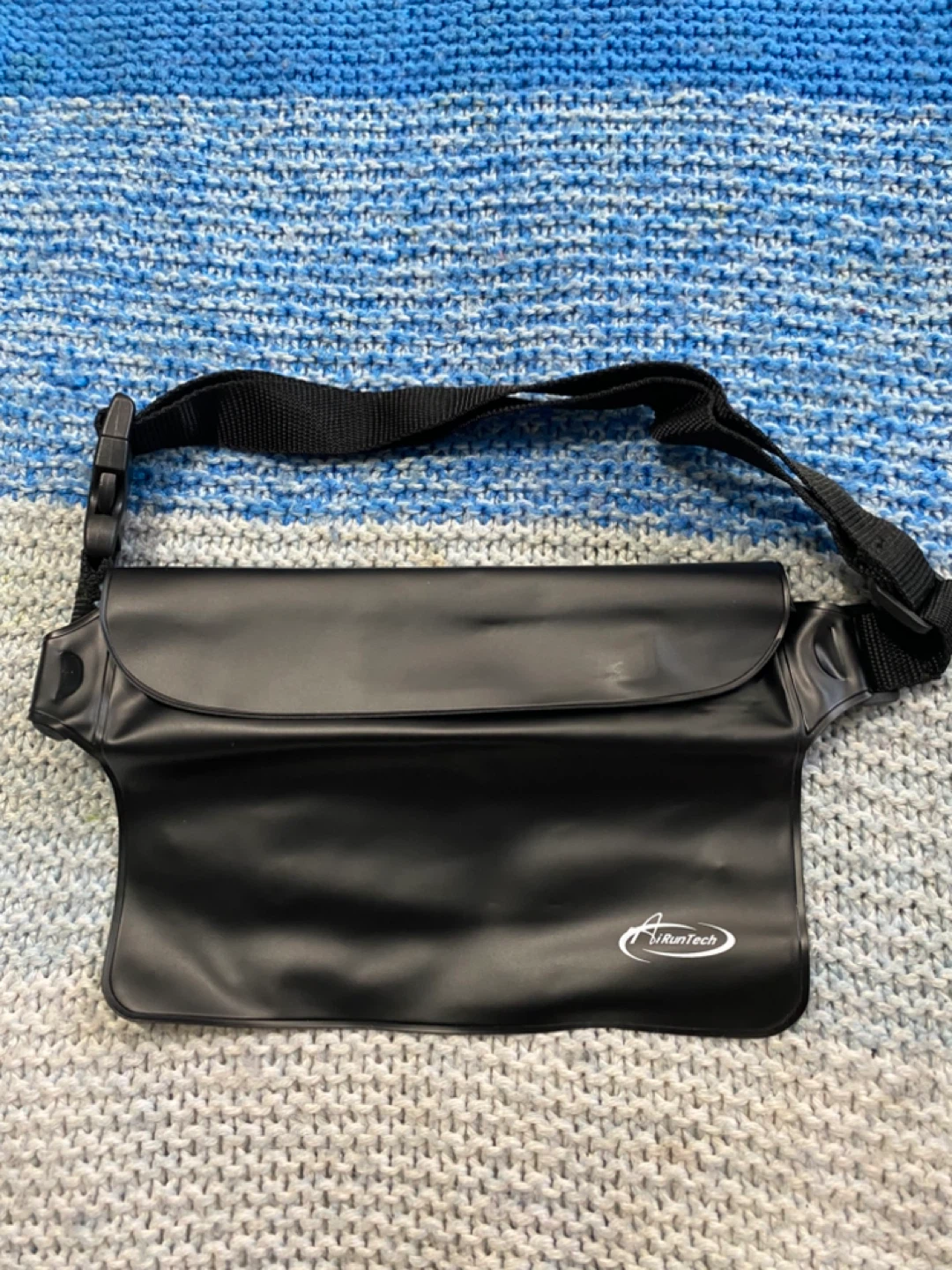 AirRunTech Waterproof Pouch - Black