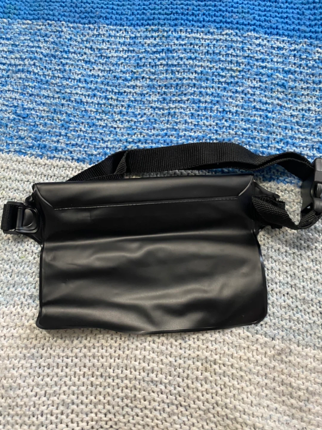 AirRunTech Waterproof Pouch - Black - photo 4