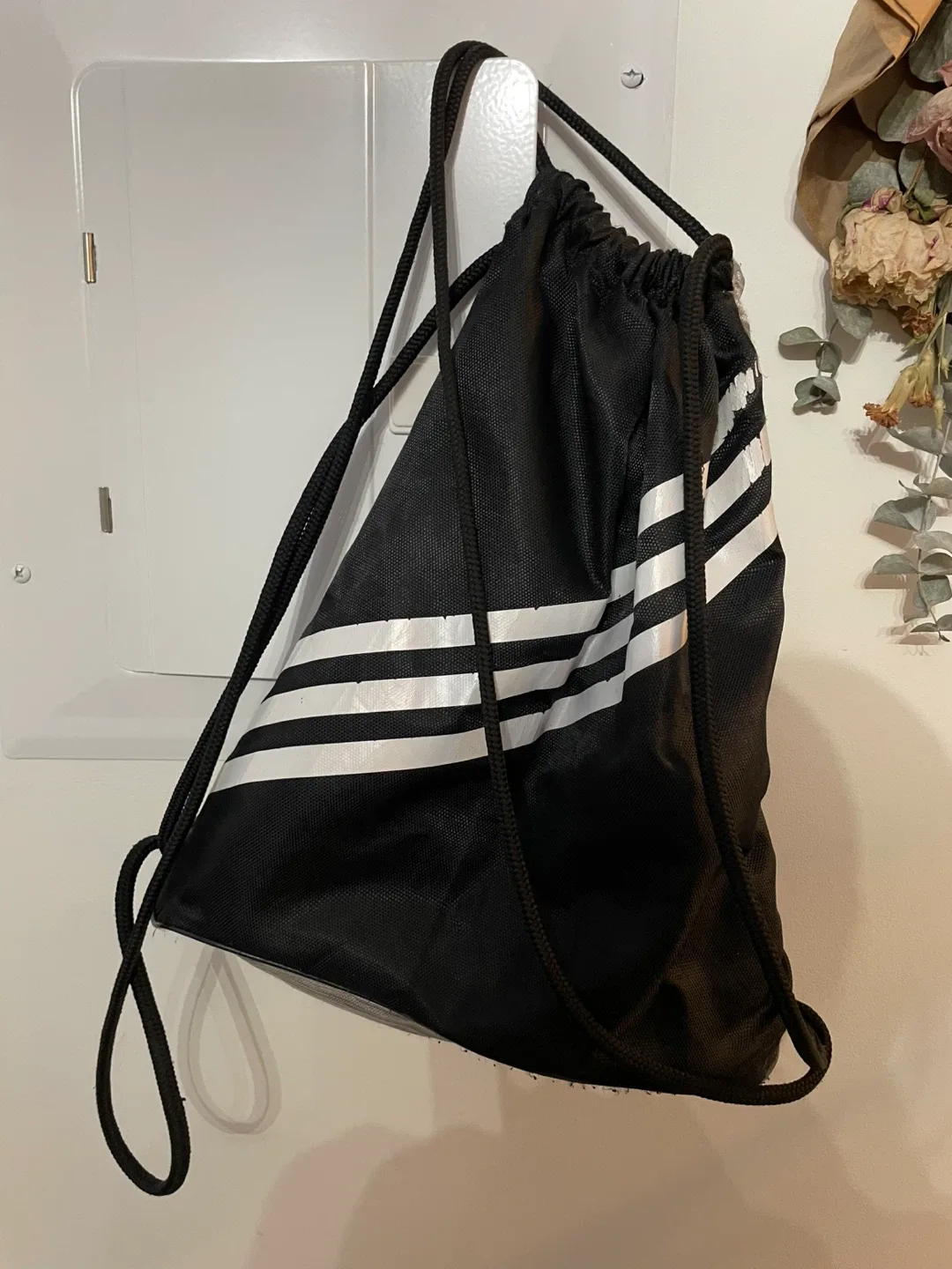 Adidas Drawstring Bag image indicator(2)