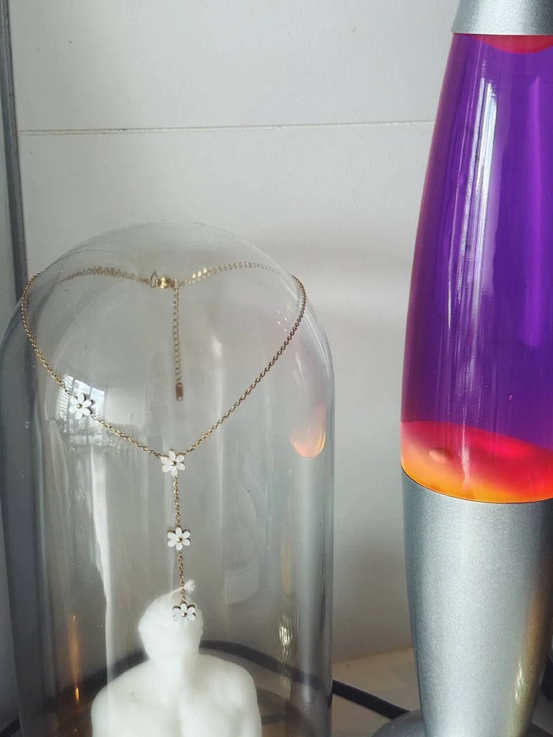 Daisy Flower Y-Shape Necklace image indicator(2)