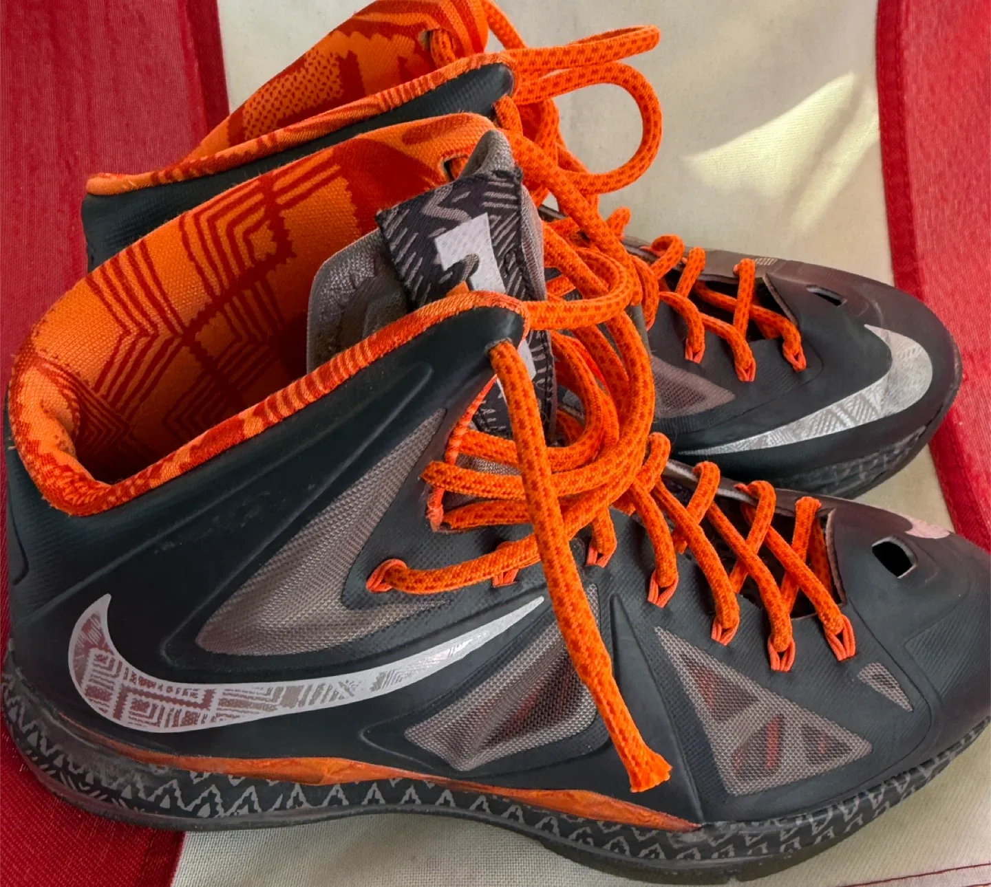 Nike LeBron 10 Black History Month image indicator(2)
