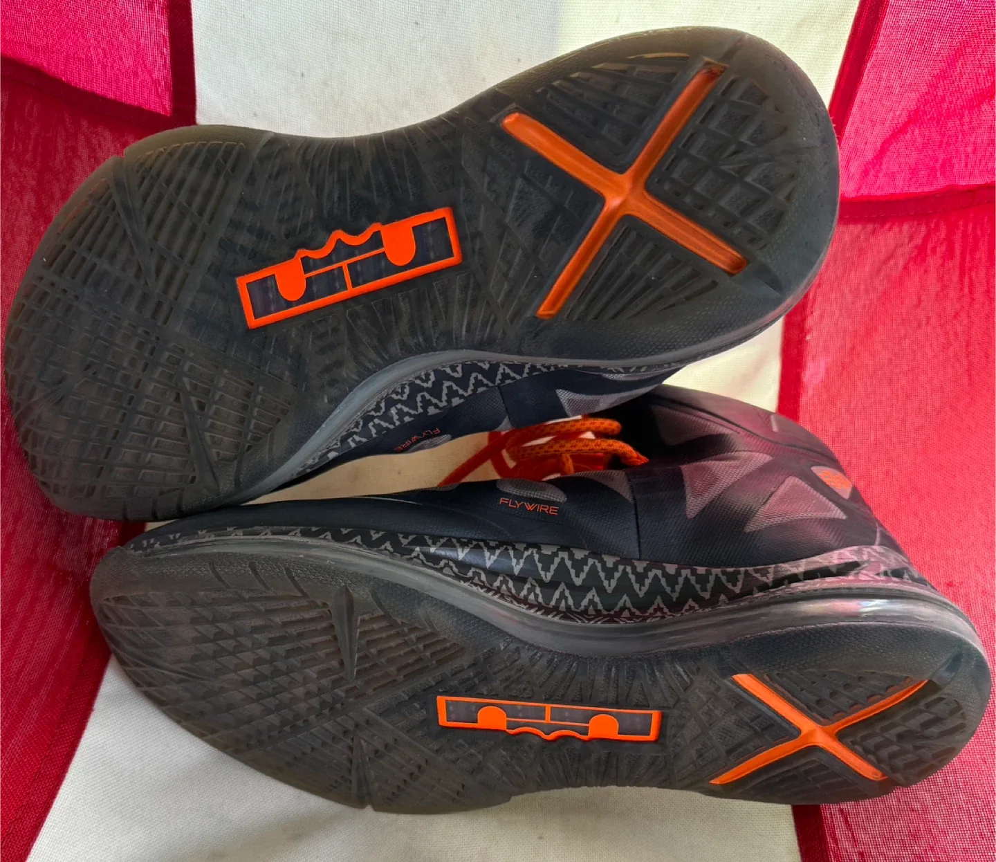 Nike LeBron 10 Black History Month image indicator(4)