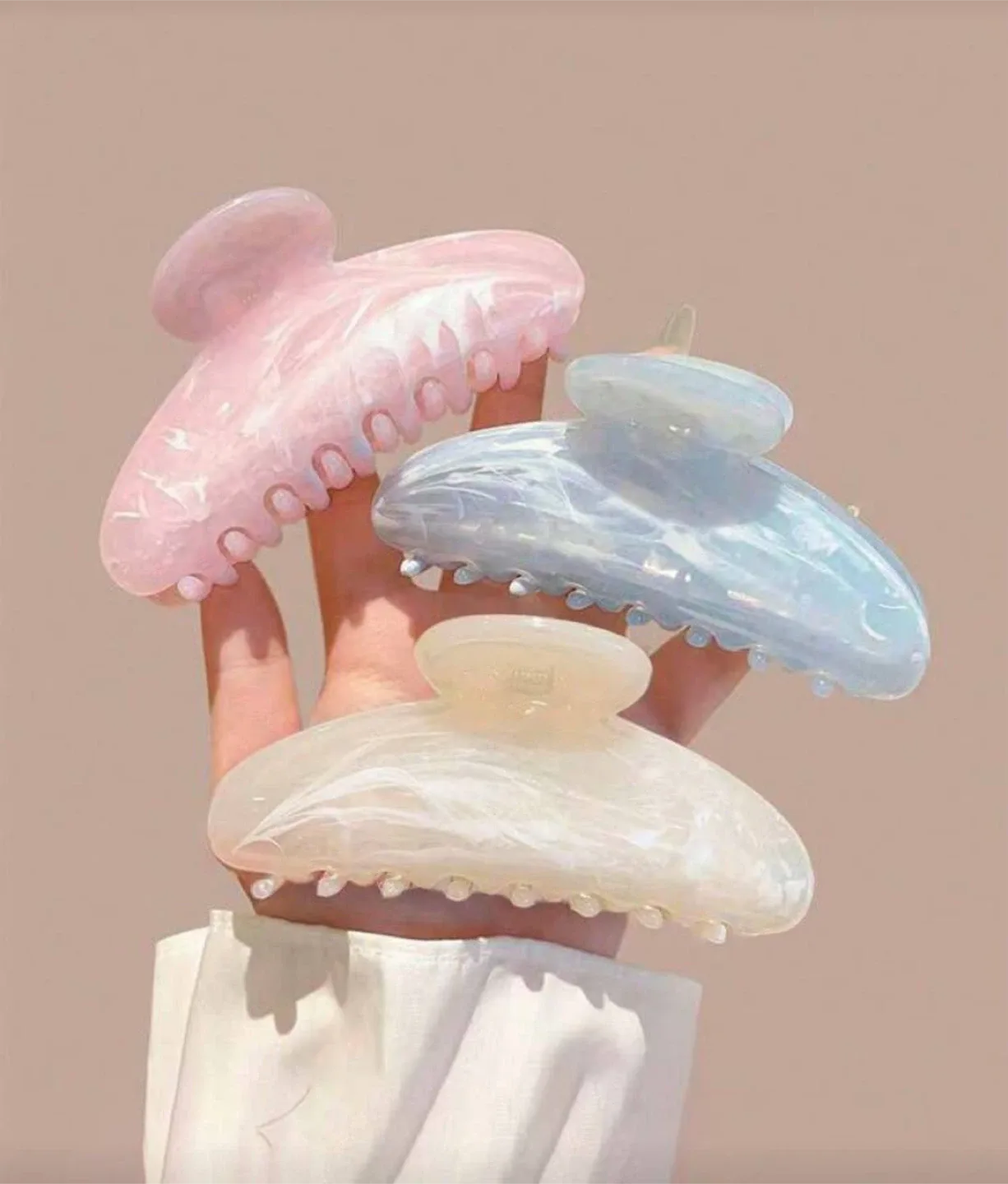 Set of 3 Marble-Style Hair Claw Clips