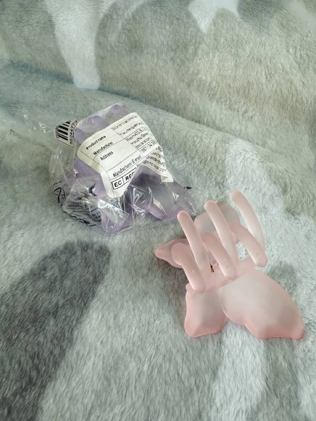 Butterfly Hair Claw Clip , 3 for $15 image indicator(7)