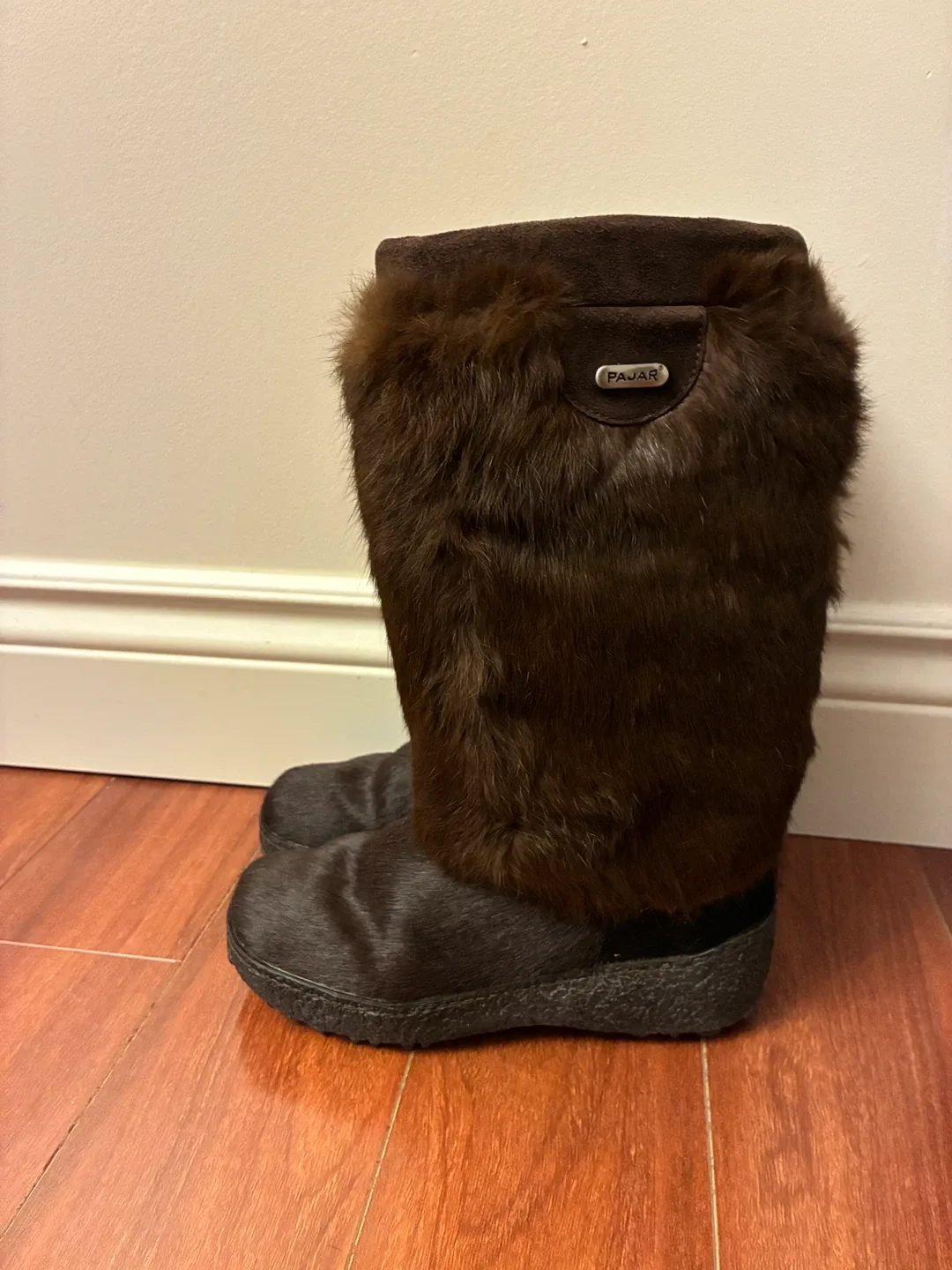 New Authentic Pajar real fur winter boots size:37/ 7 image indicator(5)