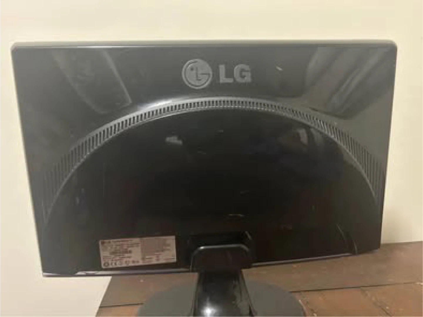 LG Monitor #Cleanout - photo 2