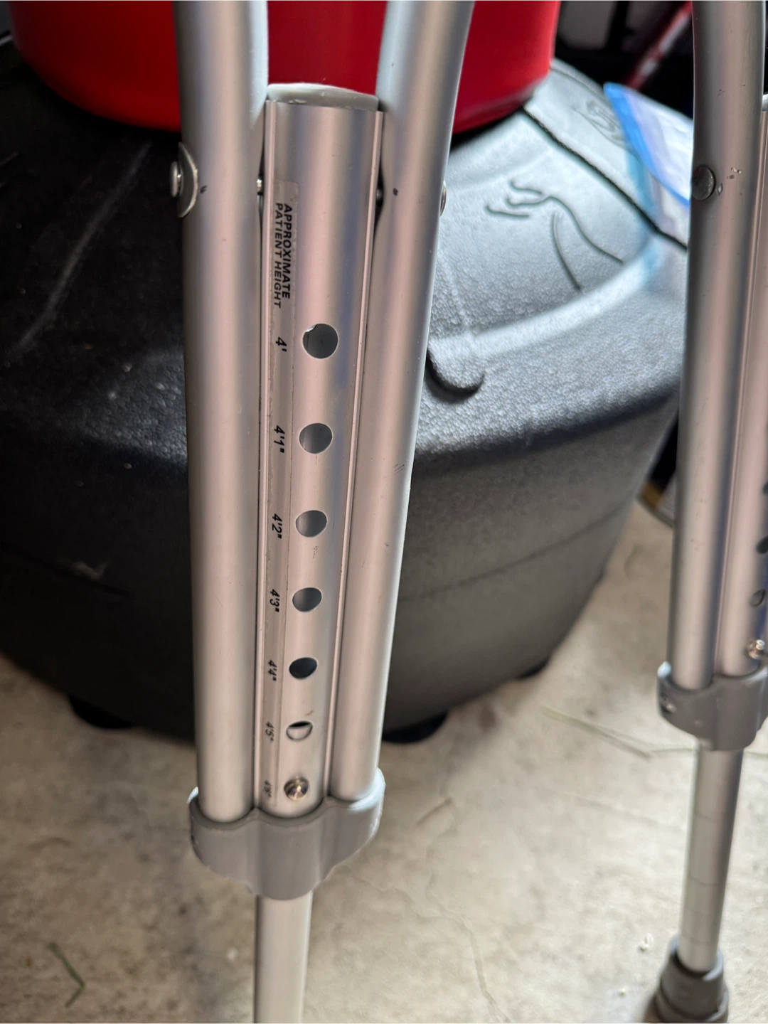 Adjustable kids Crutches - photo 2