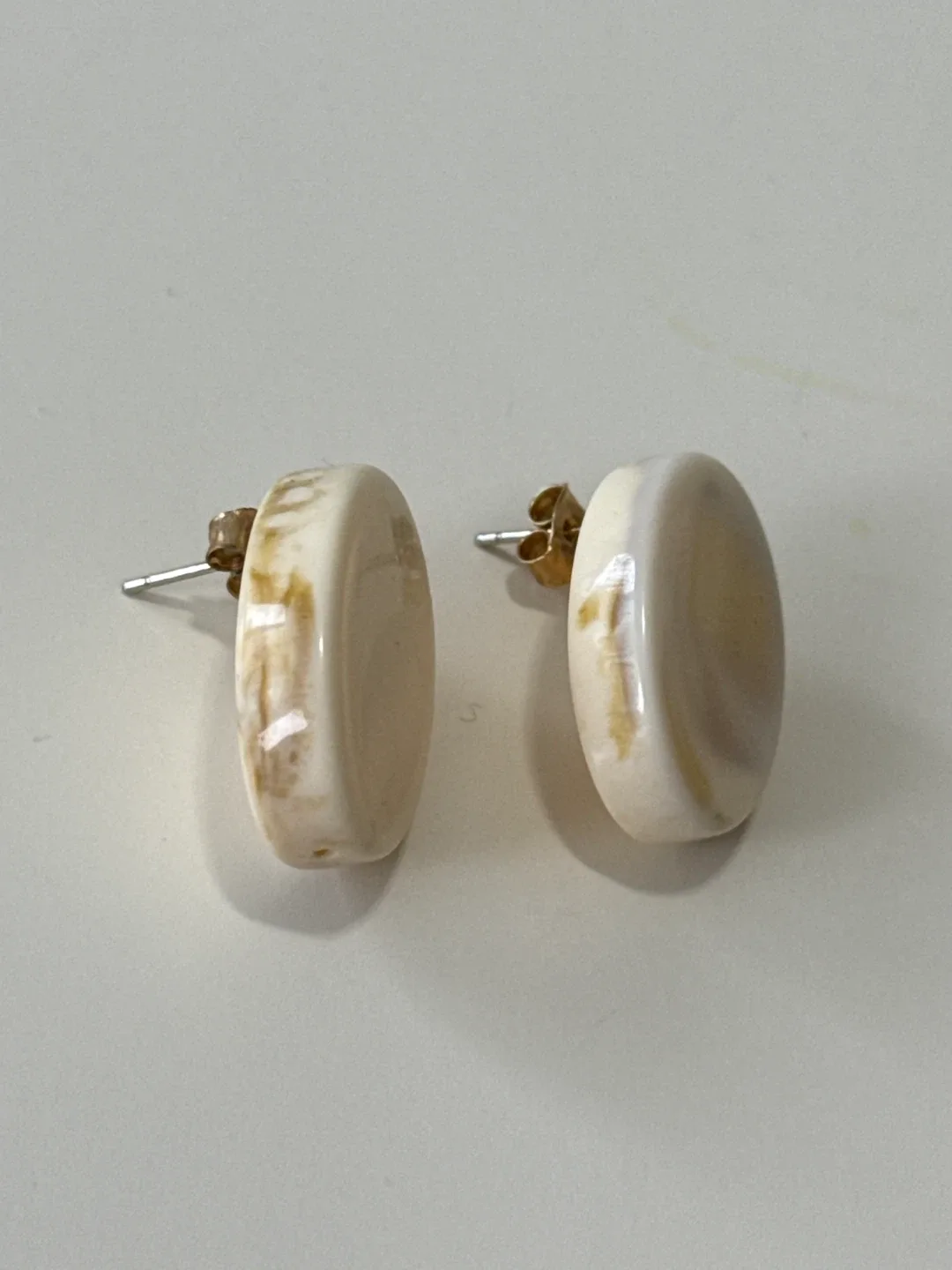 Oval Beige Earrings