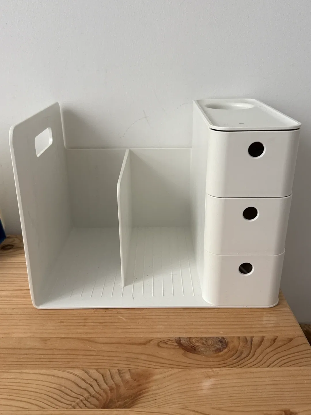 Like-New Iris Ohyama Desktop Organizer