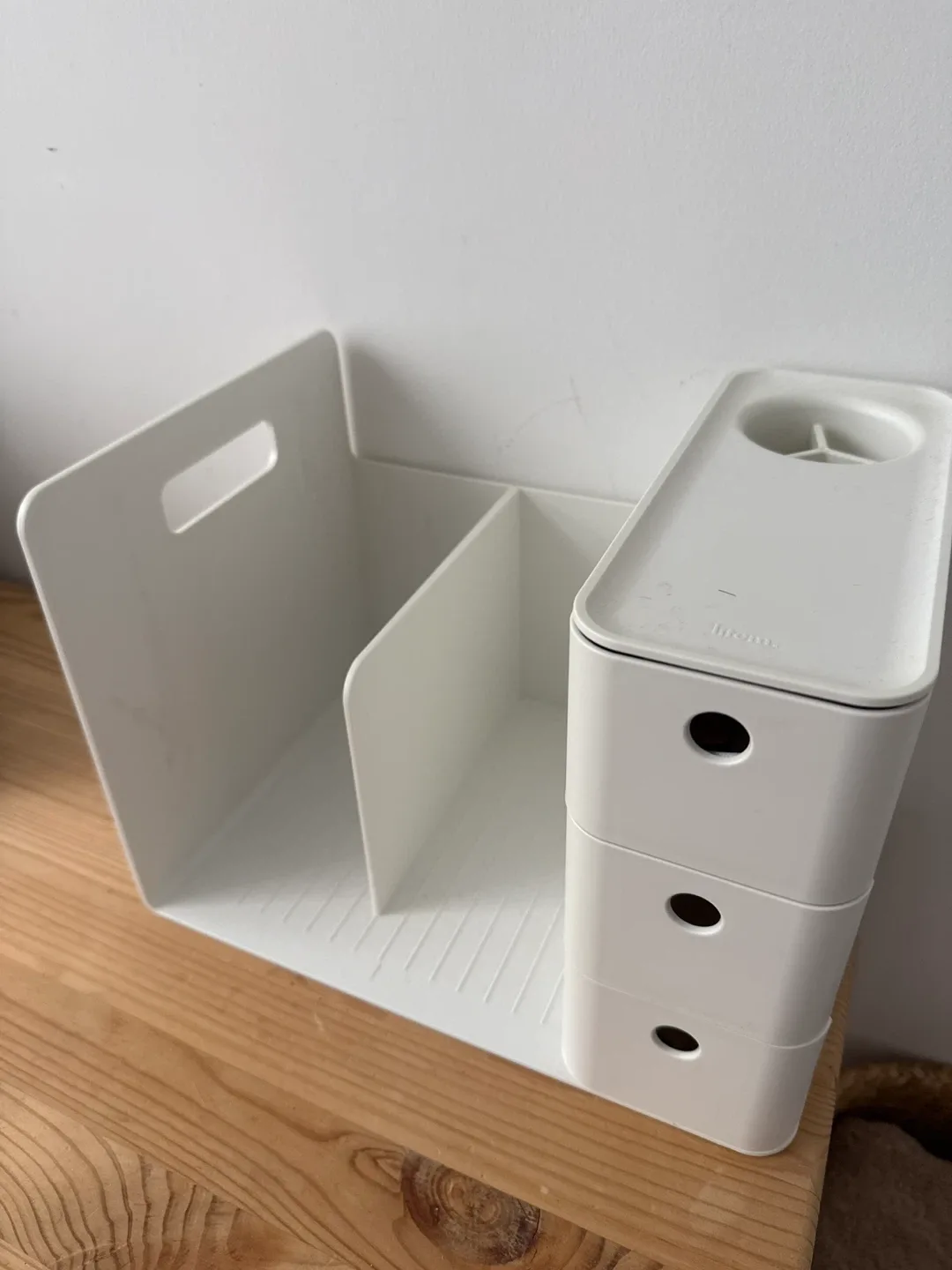 Like-New Iris Ohyama Desktop Organizer image indicator(2)