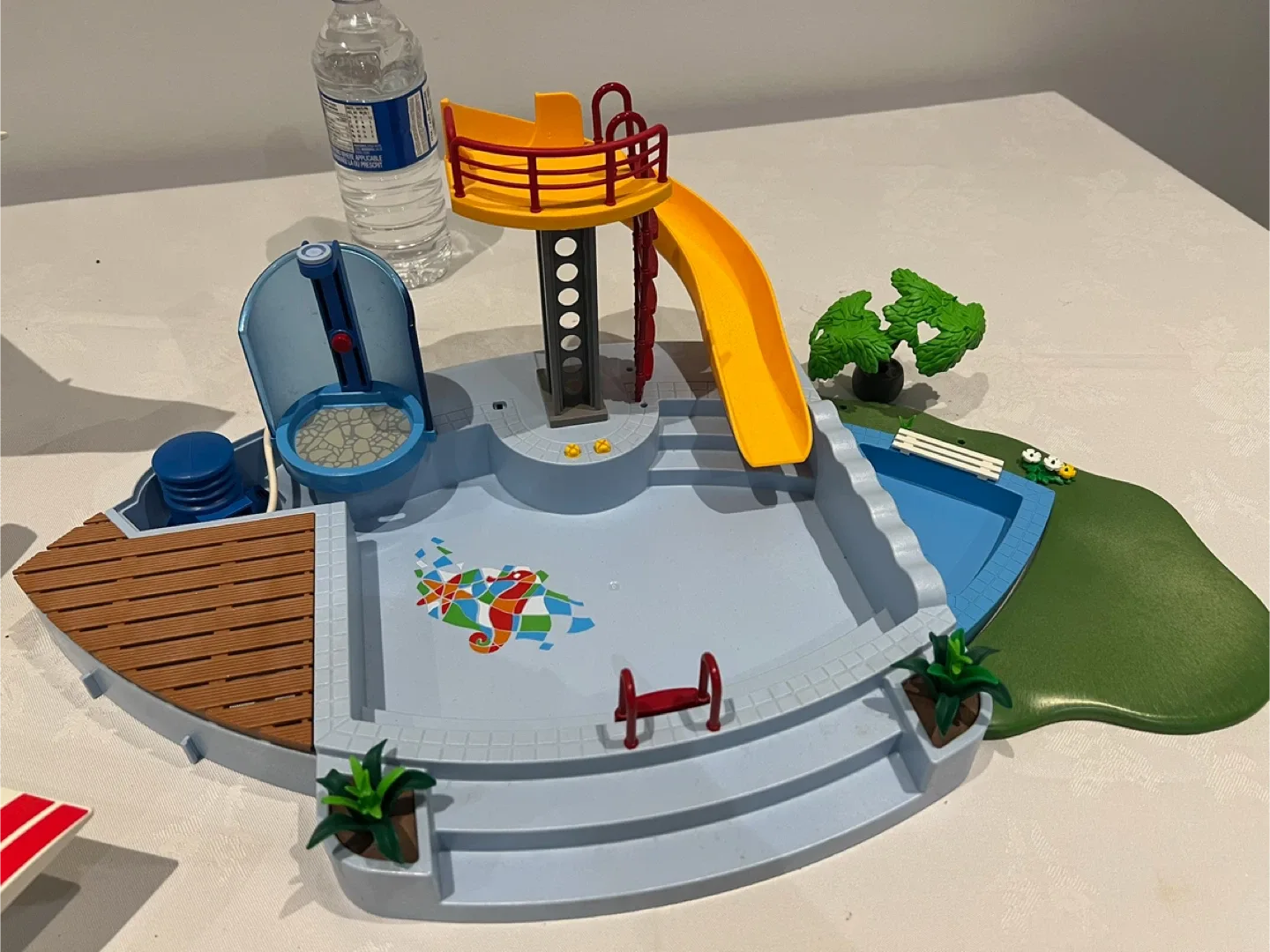 Playmobil Private Jet & Swimming Pool Set image indicator(2)