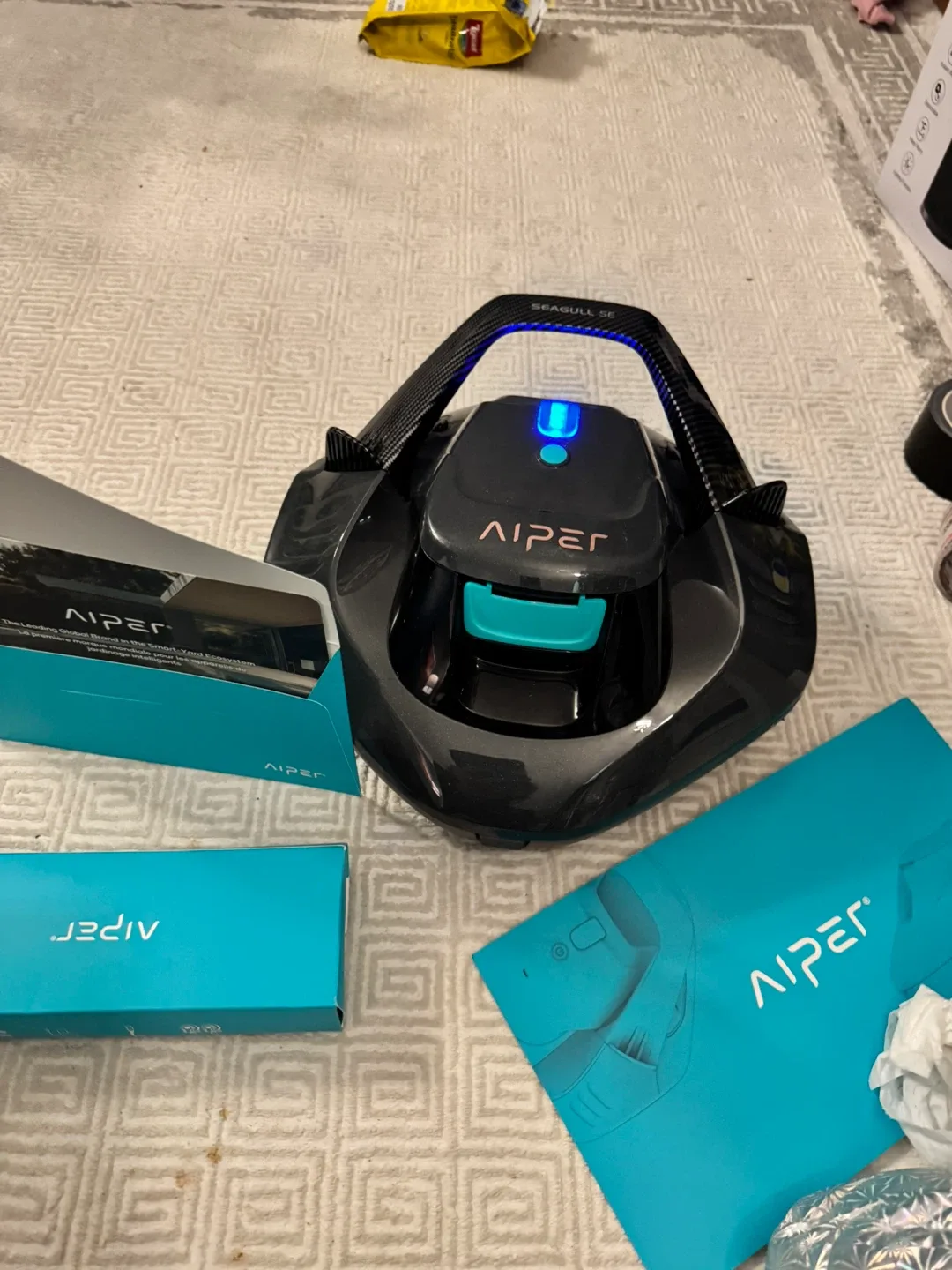 Aiper Seagull SE Cordless Robotic Pool Cleaner image indicator(2)