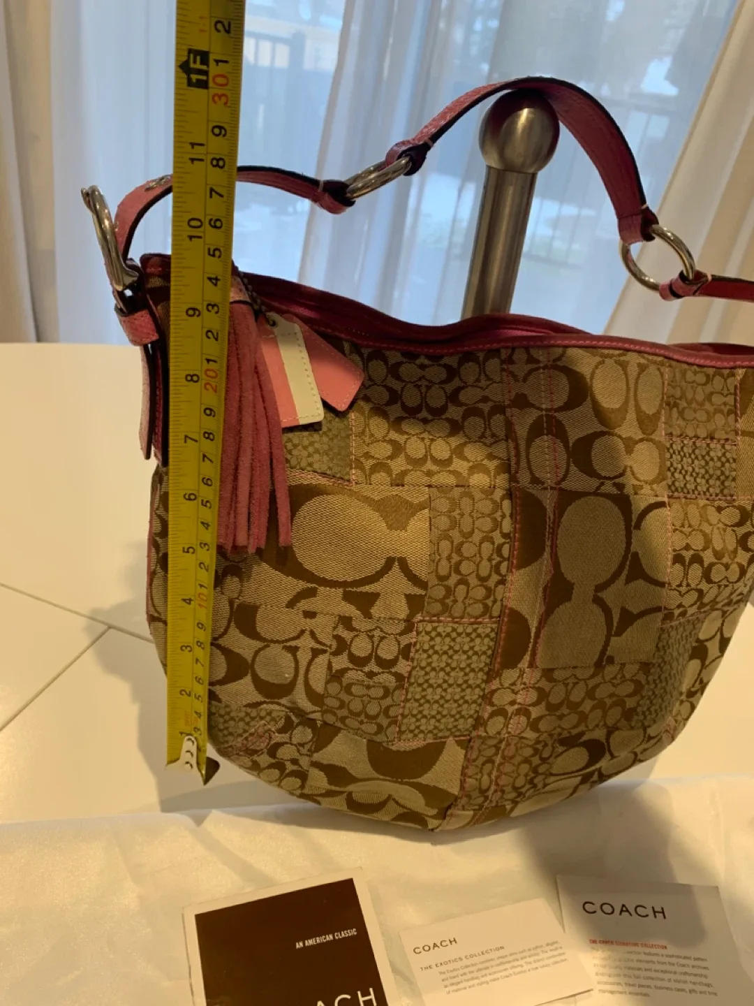 🩷🎀 Coach Signature Patchwork  Hobo Bag - Brown/Pink 🎀🩷 image indicator(7)