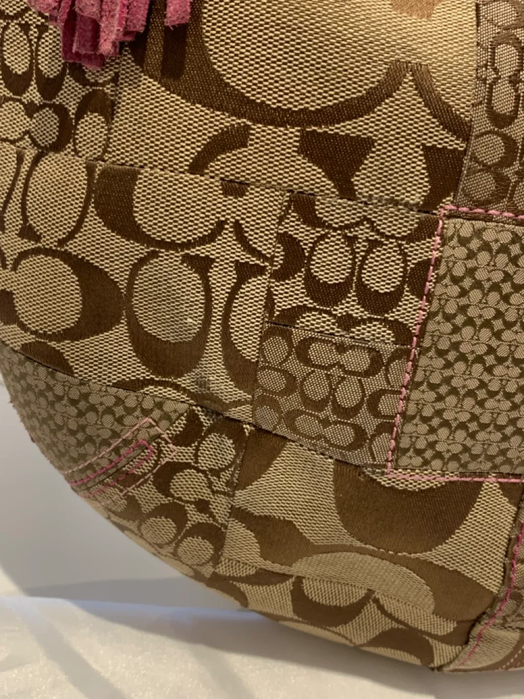 🩷🎀 Coach Signature Patchwork  Hobo Bag - Brown/Pink 🎀🩷 image indicator(9)