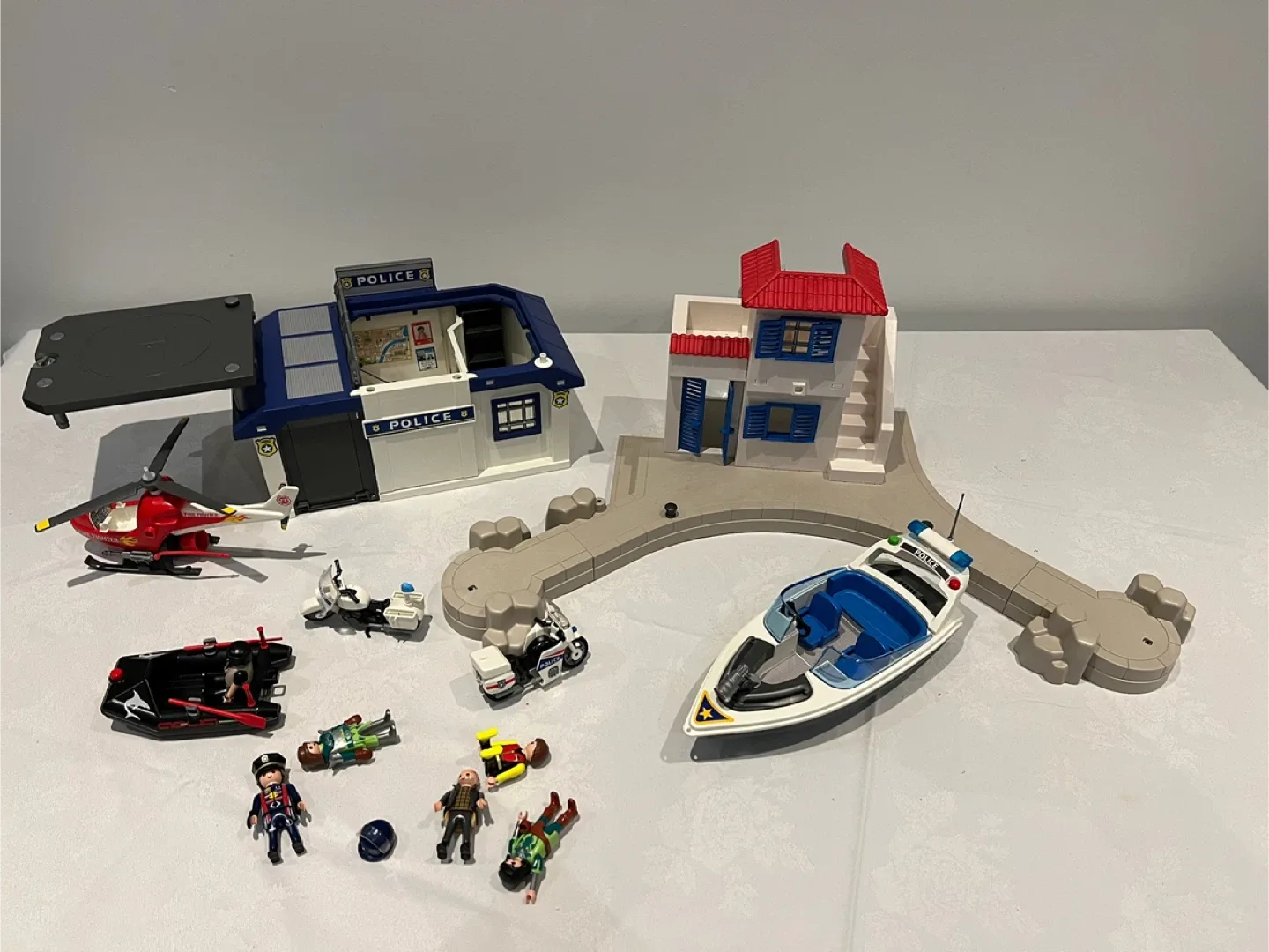 Playmobil City Action Police Station Set image indicator(5)