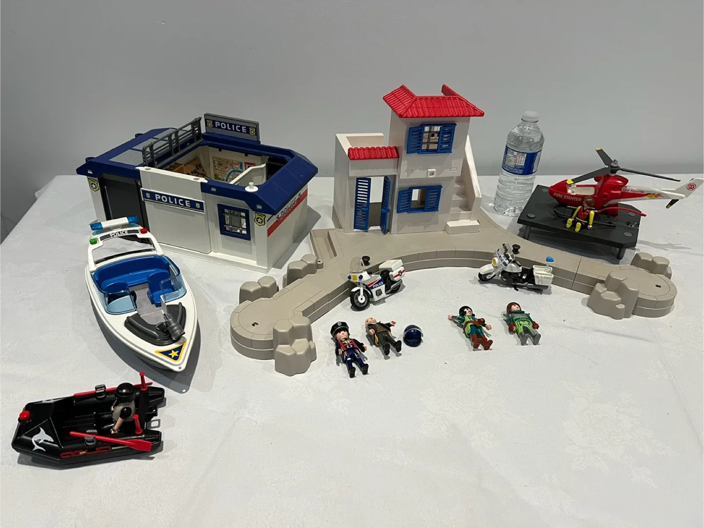 Playmobil City Action Police Station Set image indicator(4)