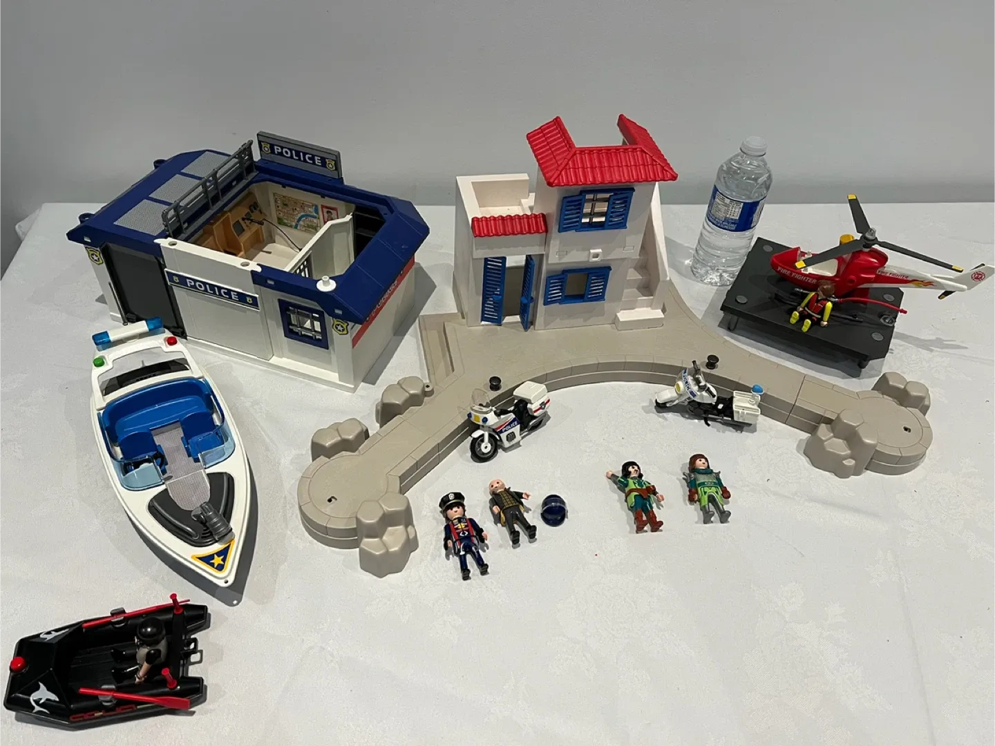 Playmobil City Action Police Station Set image indicator(9)