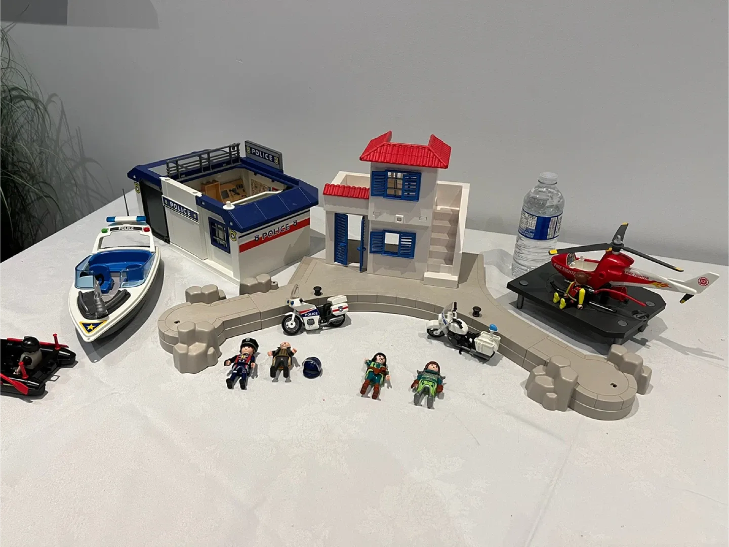 Playmobil City Action Police Station Set image indicator(8)